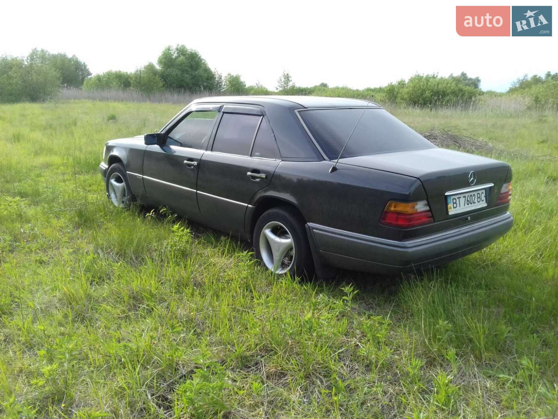 Mercedes-Benz E-Class 1994 VIN WDB1240221J058931 фото оголошення 4 з 7