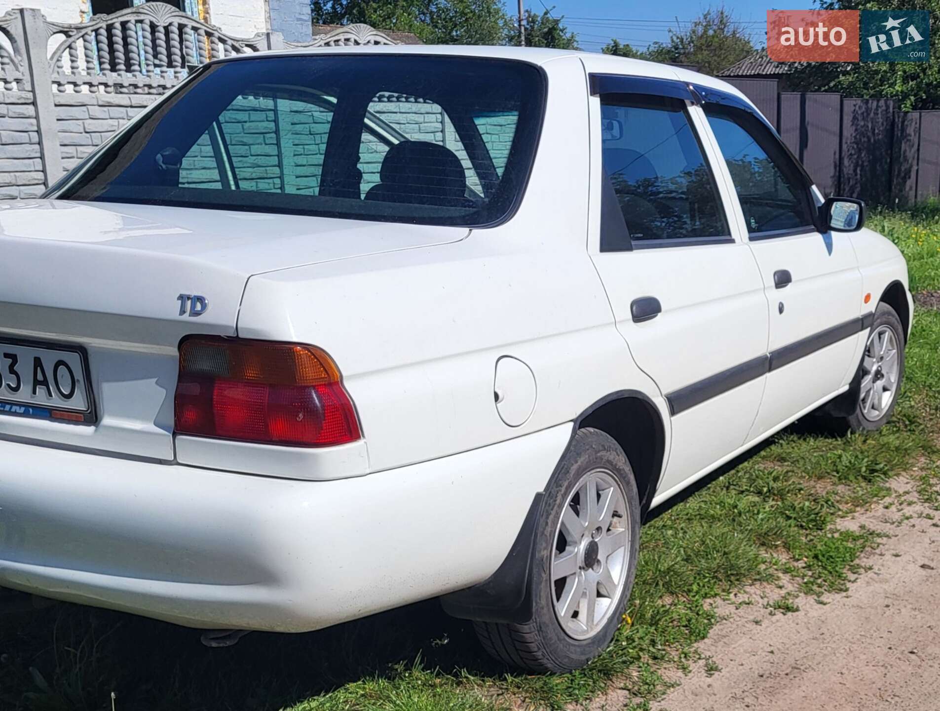 Ford Escort 1995 VIN WF0FXXGCAFSS14506 фото оголошення 11 з 12