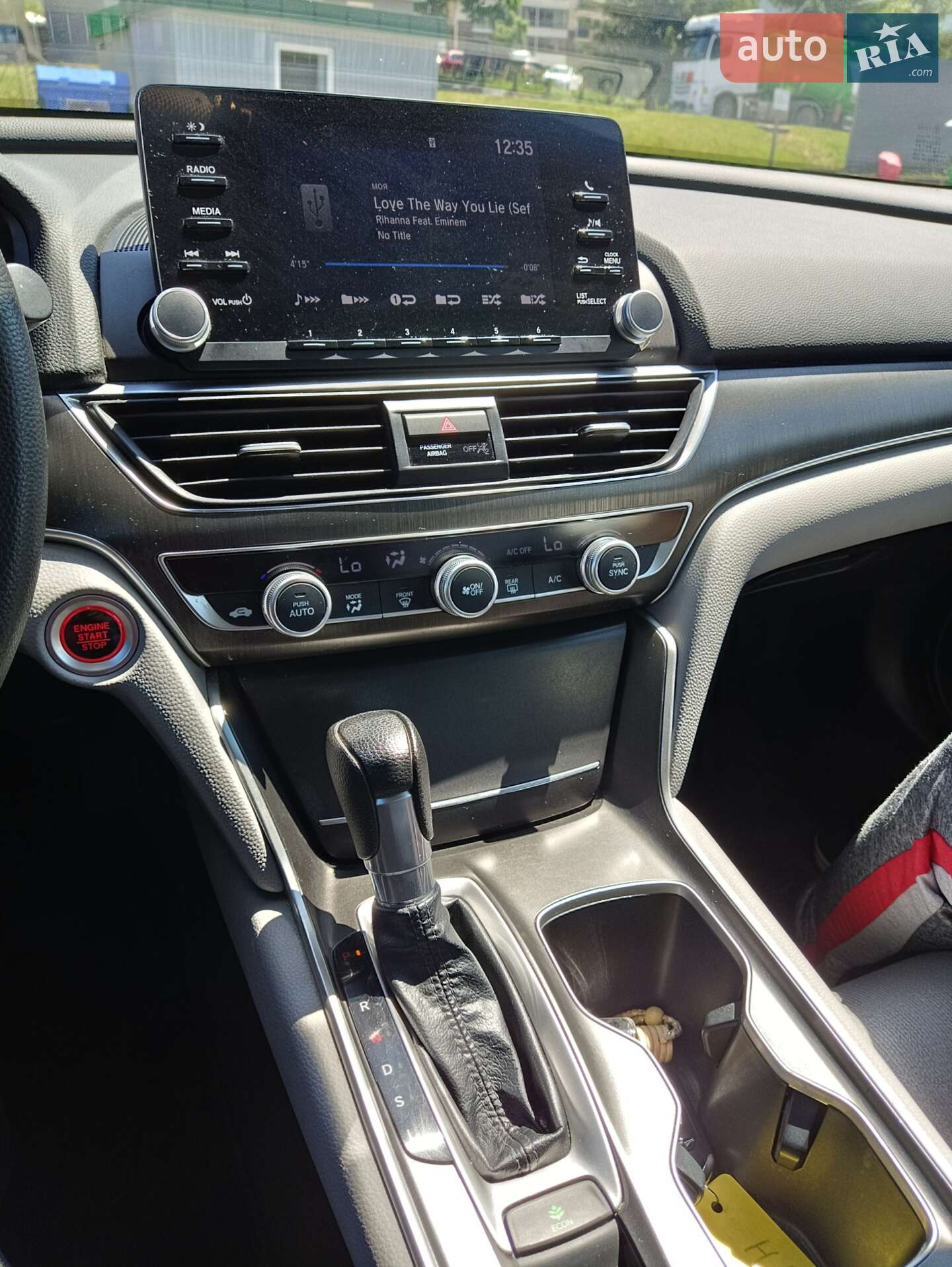 Honda Accord 2019 VIN 1HGCV1F12KA143857 фото оголошення 15 з 18