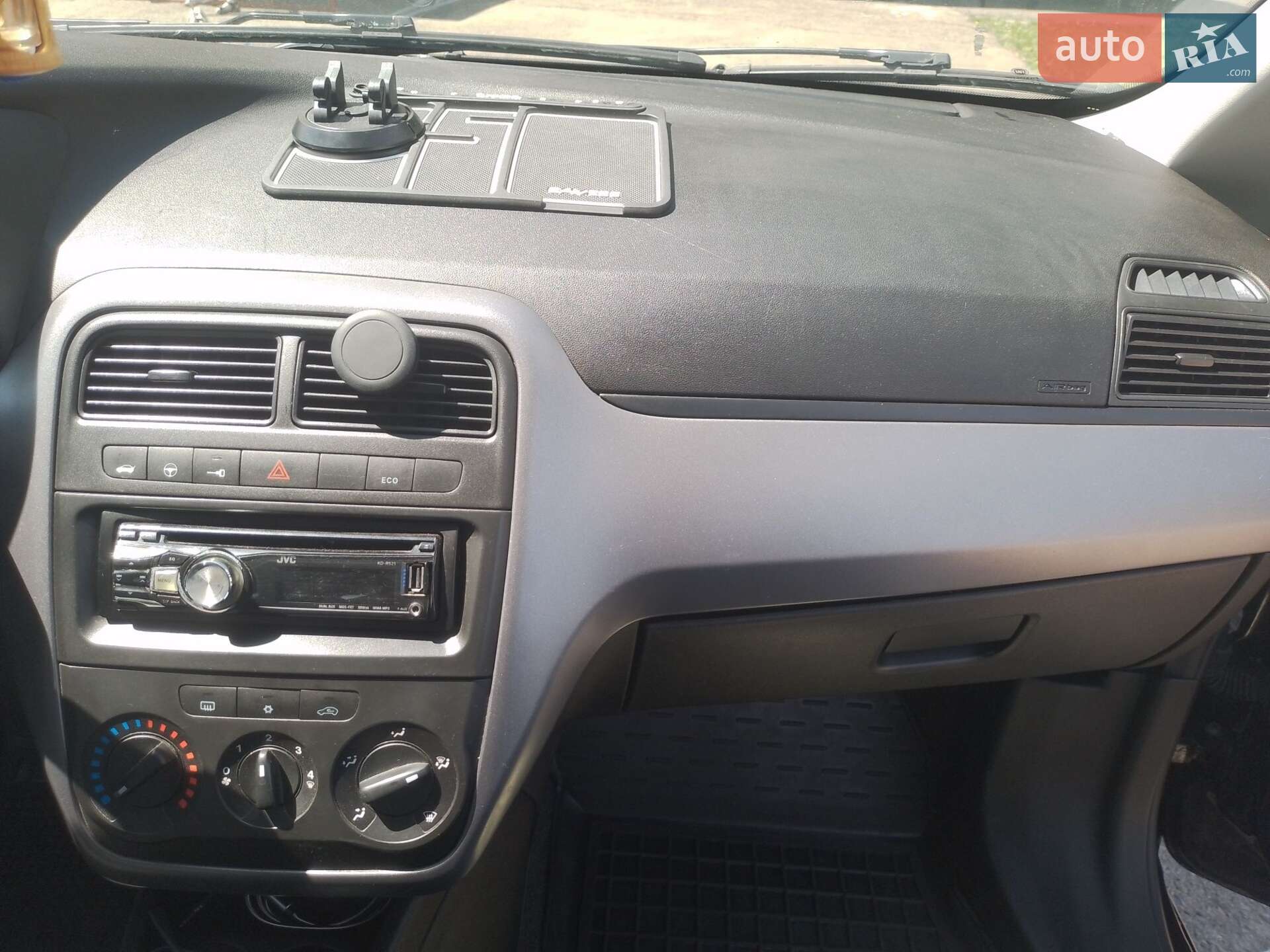 Fiat Grande Punto 2011 VIN ZFA19900000849326 фото оголошення 15 з 23