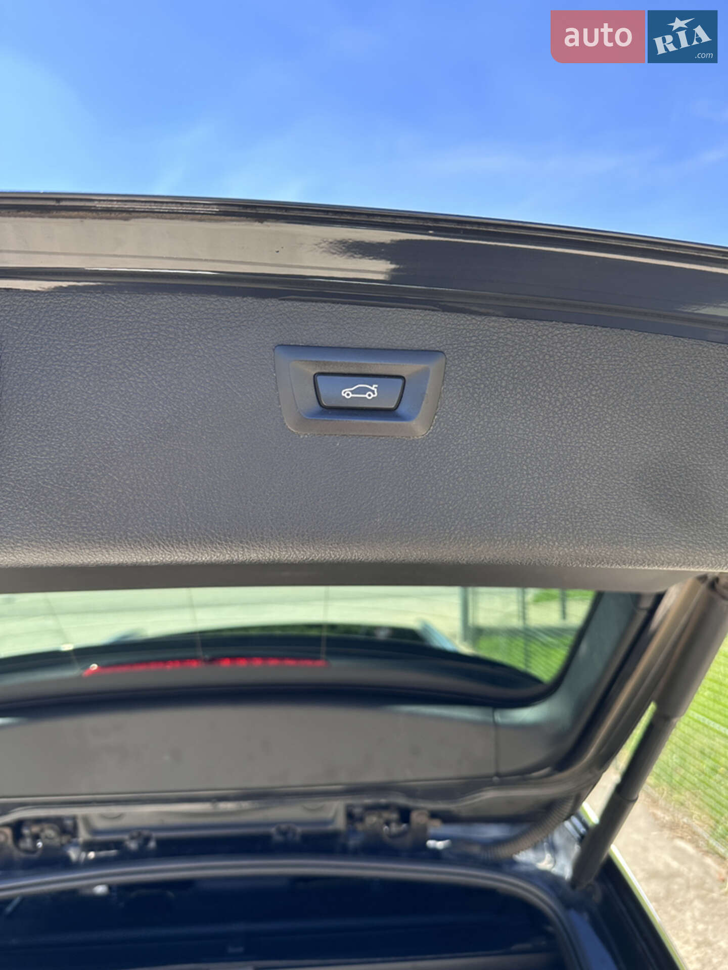 BMW 3 Series 2014 VIN WBA3K31010F750587 фото оголошення 3 з 33