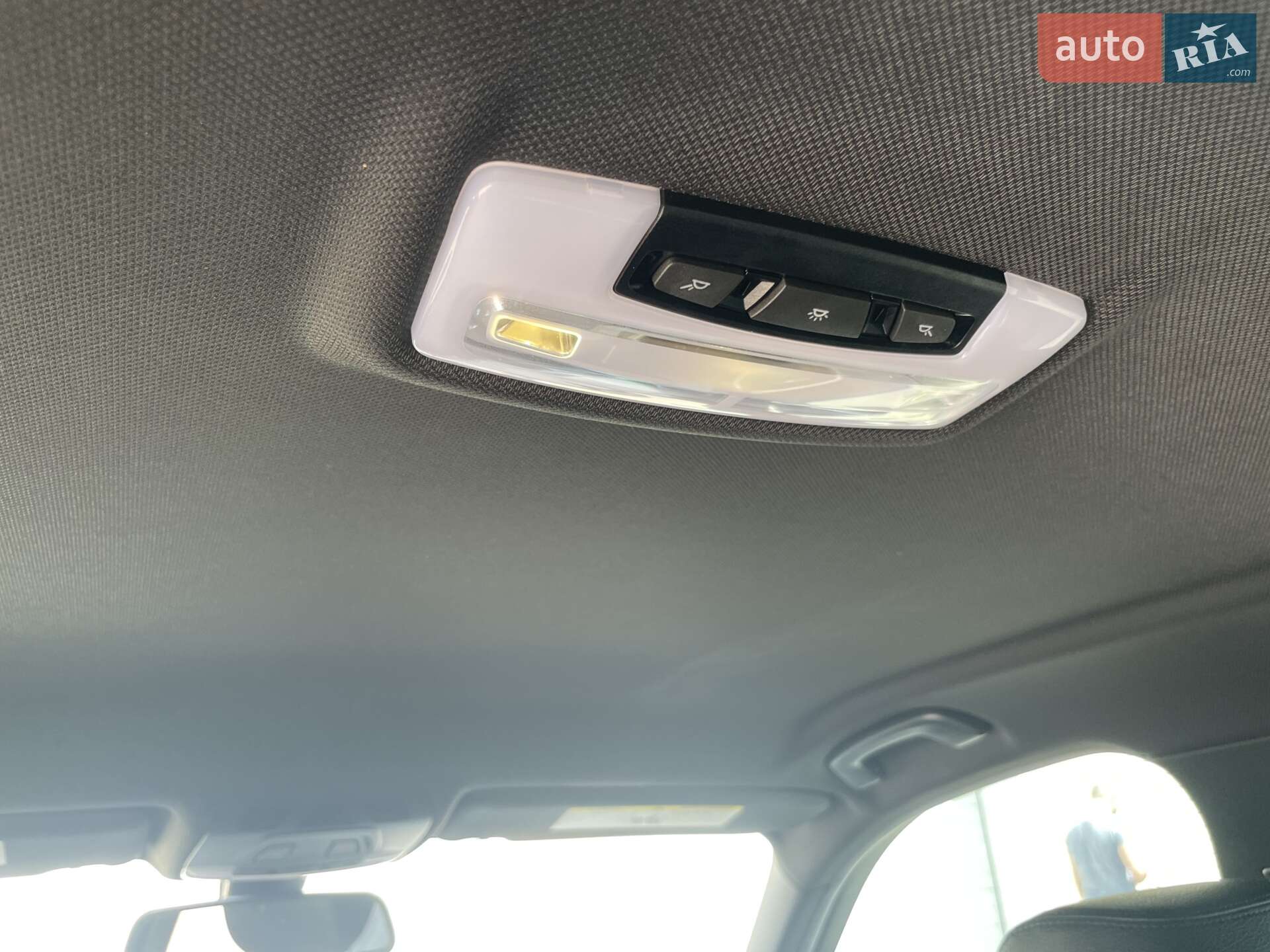 BMW 3 Series 2018 VIN WBA8E1C5XJA756428 фото оголошення 36 з 78