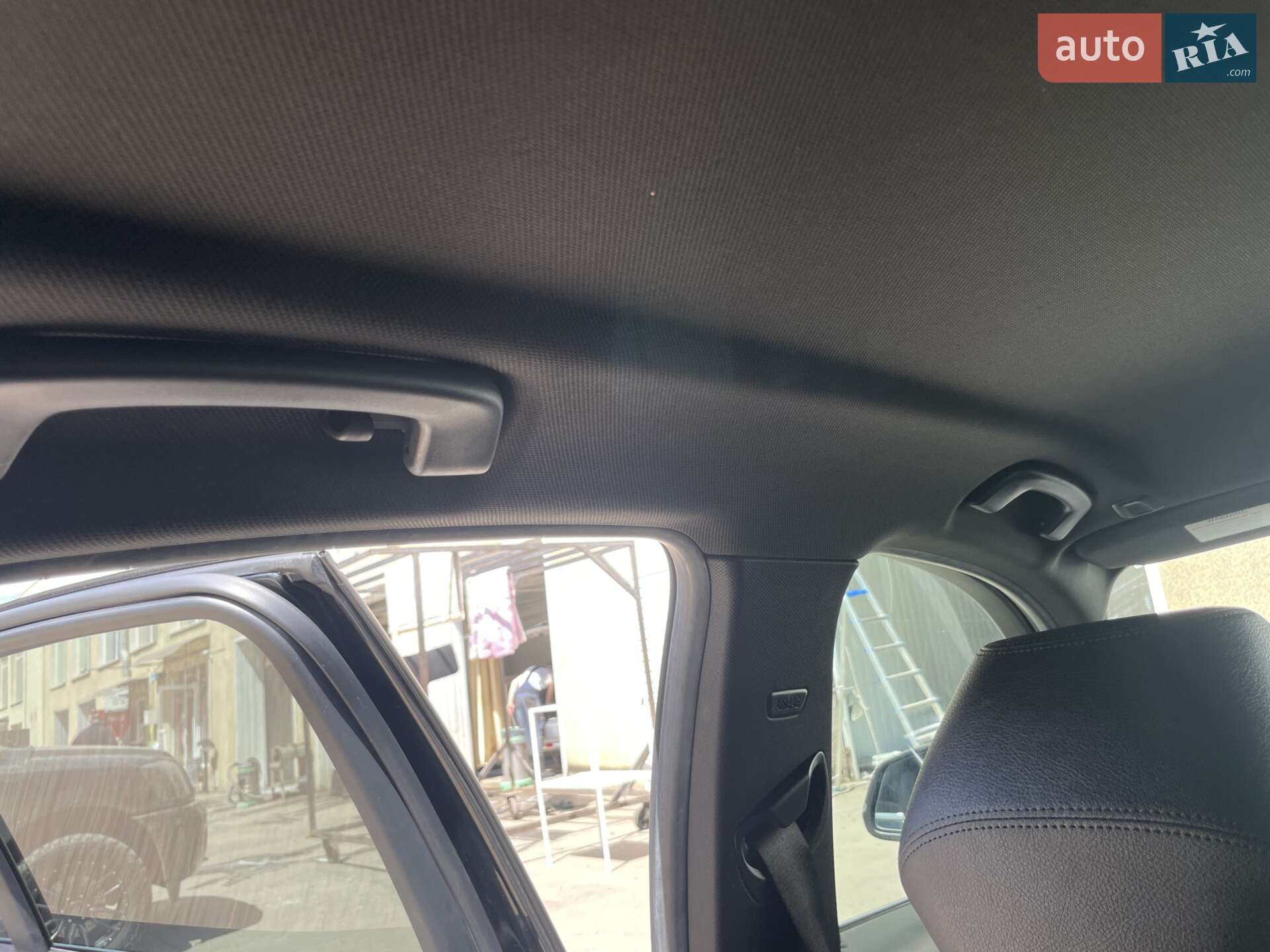 BMW 3 Series 2018 VIN WBA8E1C5XJA756428 фото оголошення 37 з 78
