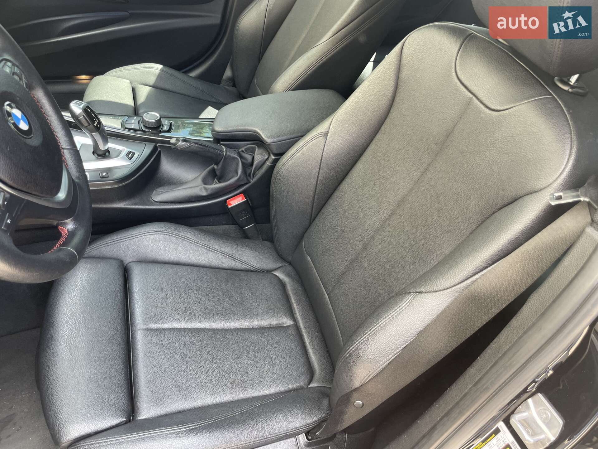BMW 3 Series 2018 VIN WBA8E1C5XJA756428 фото оголошення 42 з 78