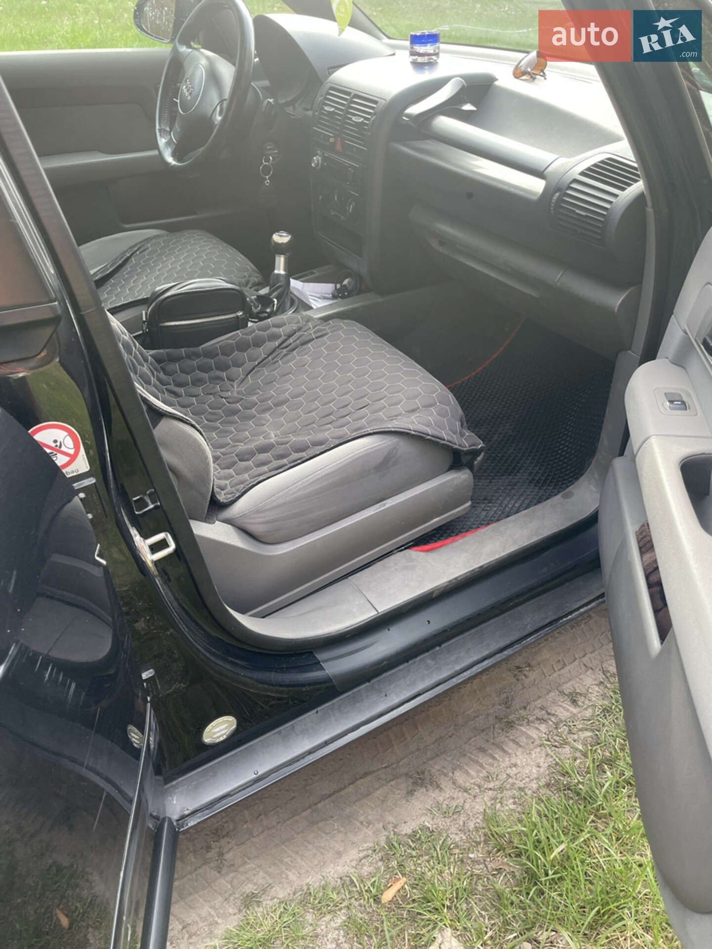 Audi A2 2001 VIN WAUZZZ8ZZ1N037203 фото оголошення 5 з 7
