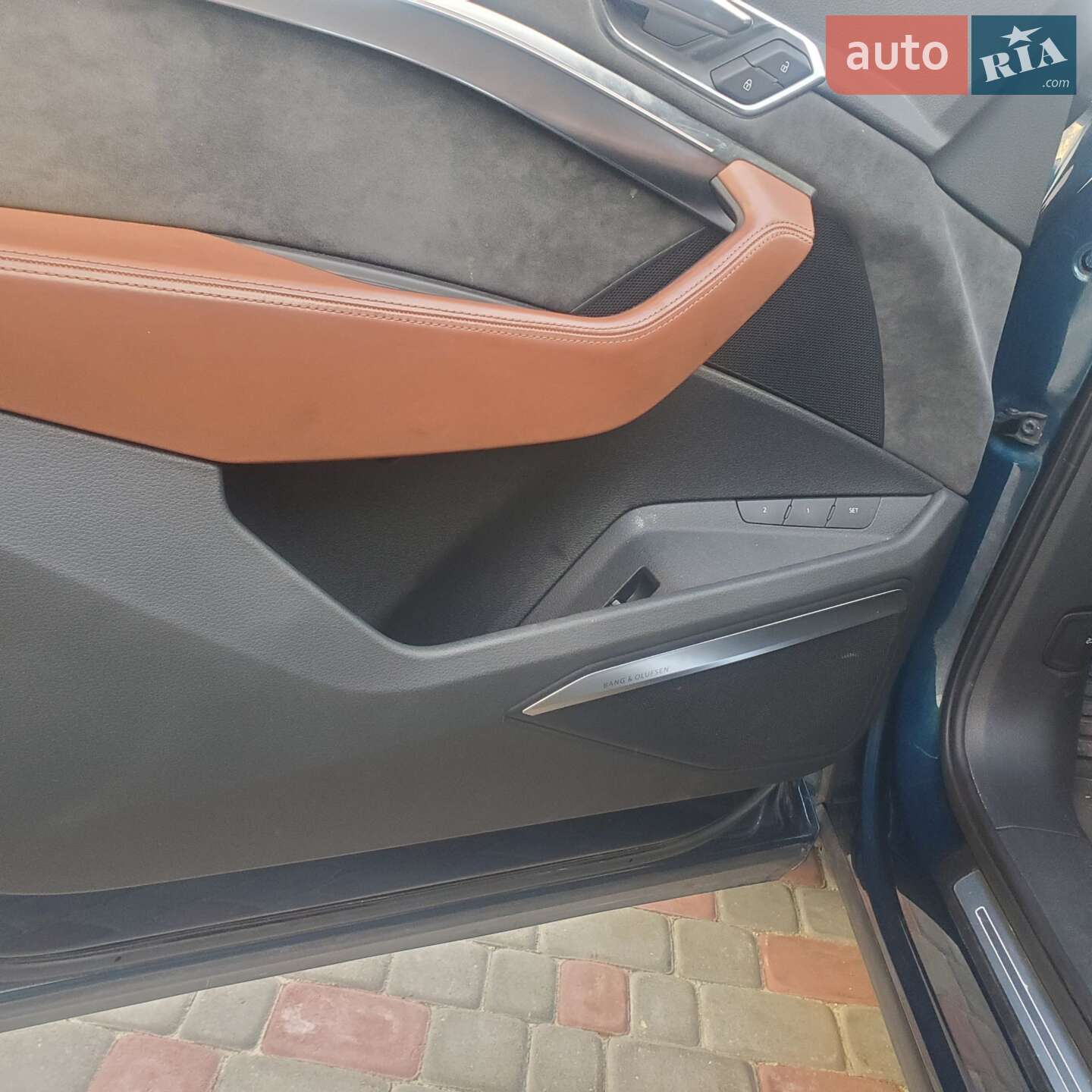 Audi e-tron 2019 VIN WA1VAAGE2KB025011 фото оголошення 74 з 150