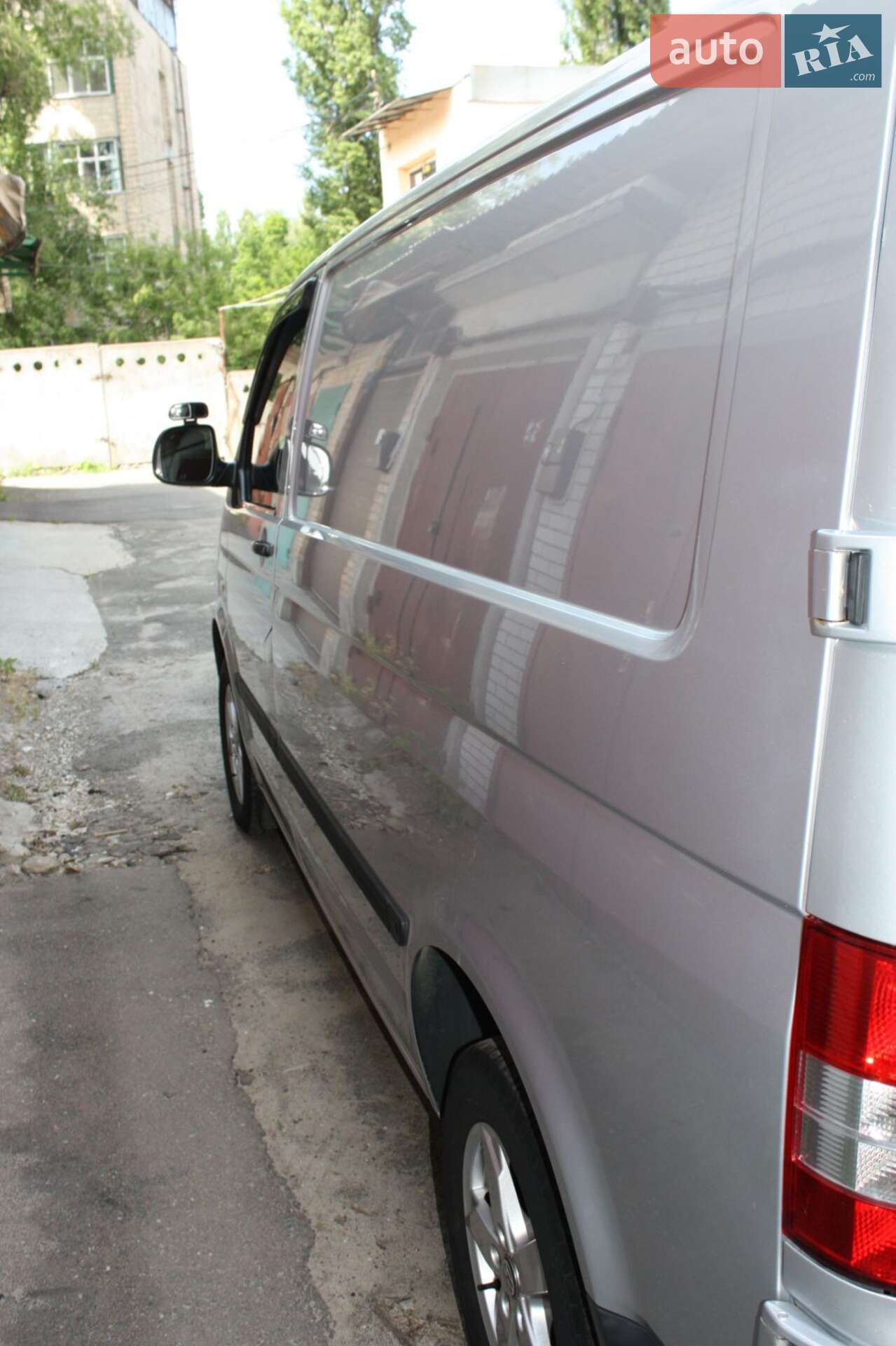 Volkswagen Transporter 2014 VIN WV1ZZZ7HZEX019622 фото оголошення 2 з 15
