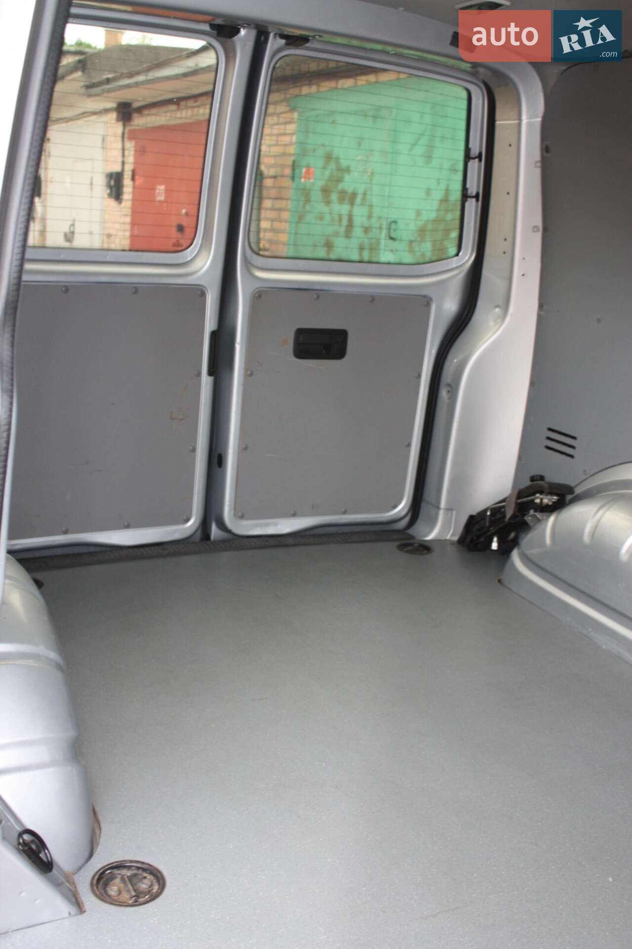 Volkswagen Transporter 2014 VIN WV1ZZZ7HZEX019622 фото оголошення 4 з 15