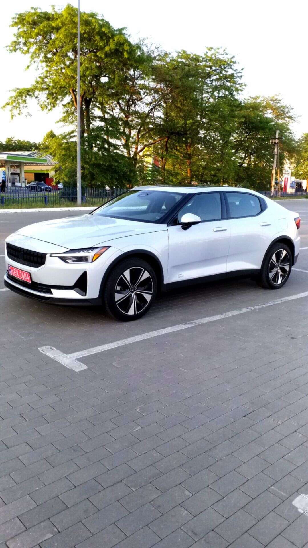 Polestar 2 2022 VIN YSMED3KA7PL122515 фото оголошення 4 з 60