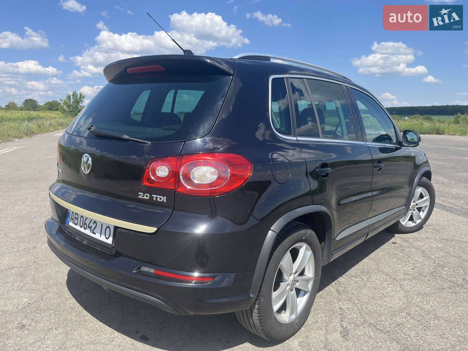 Volkswagen Tiguan 2010 VIN WVGZZZ5NZAW067197 фото оголошення 15 з 40