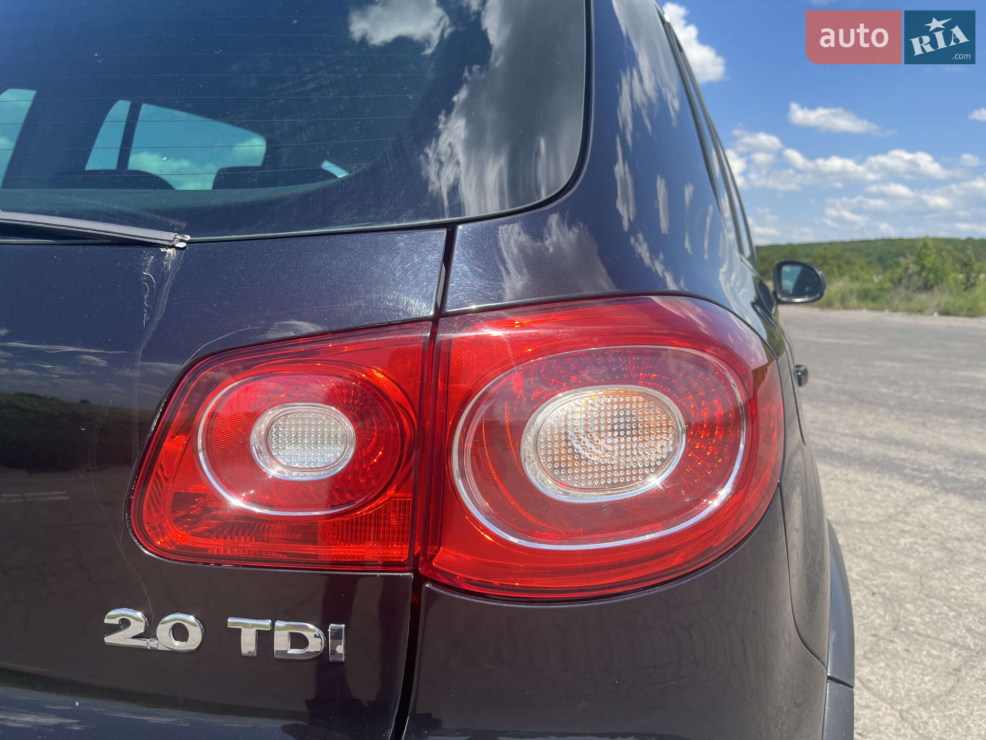 Volkswagen Tiguan 2010 VIN WVGZZZ5NZAW067197 фото оголошення 10 з 40