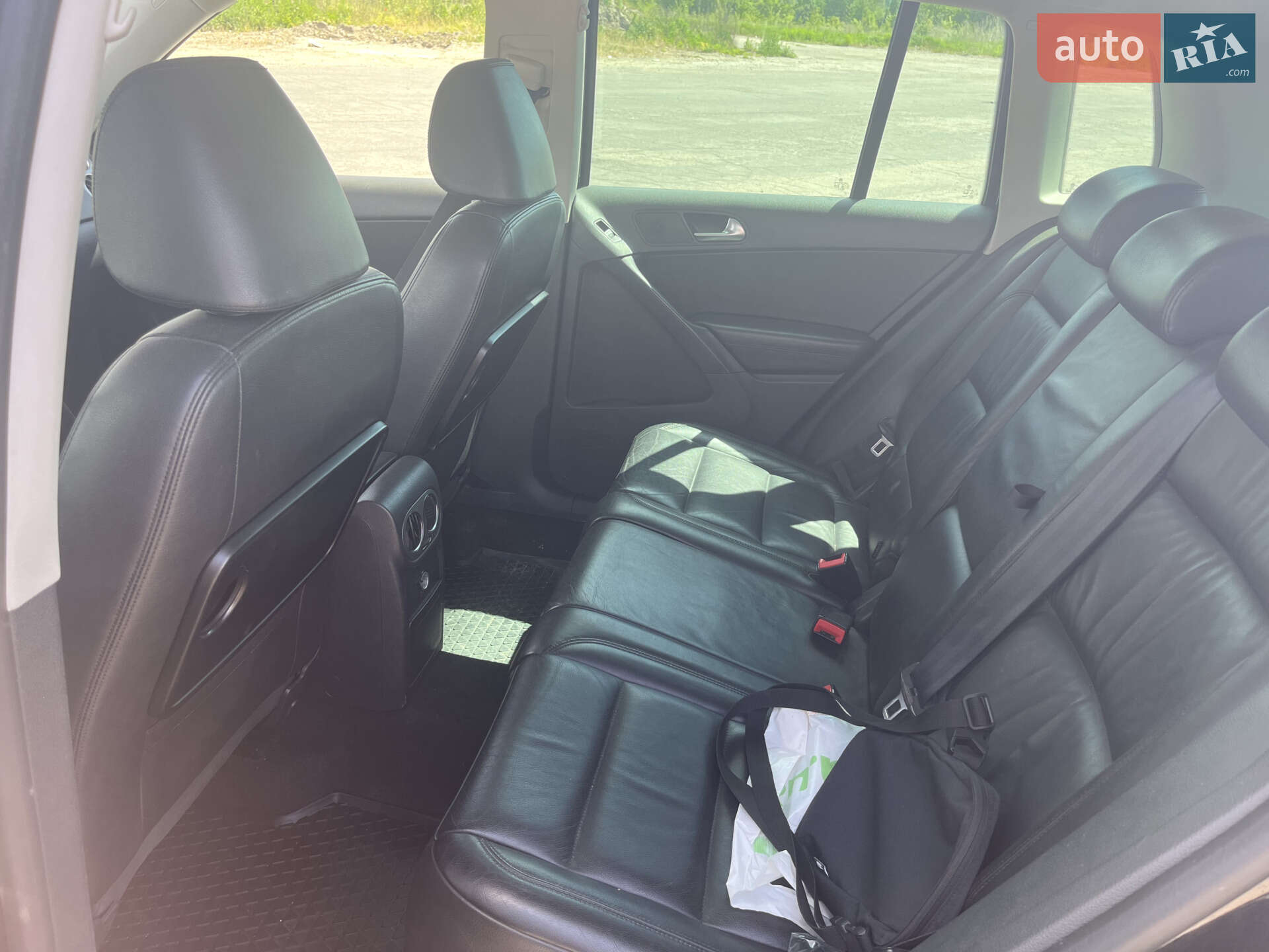 Volkswagen Tiguan 2010 VIN WVGZZZ5NZAW067197 фото оголошення 23 з 40