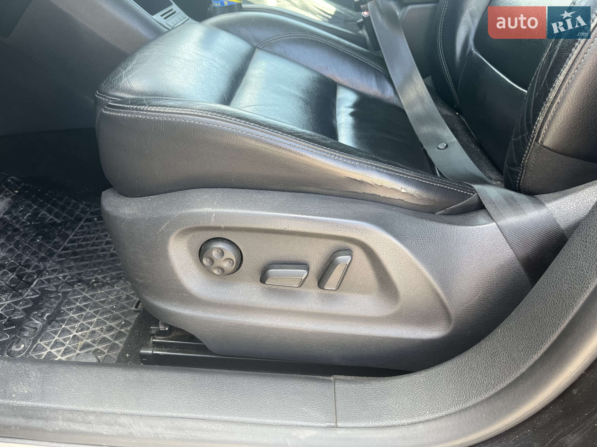 Volkswagen Tiguan 2010 VIN WVGZZZ5NZAW067197 фото оголошення 29 з 40