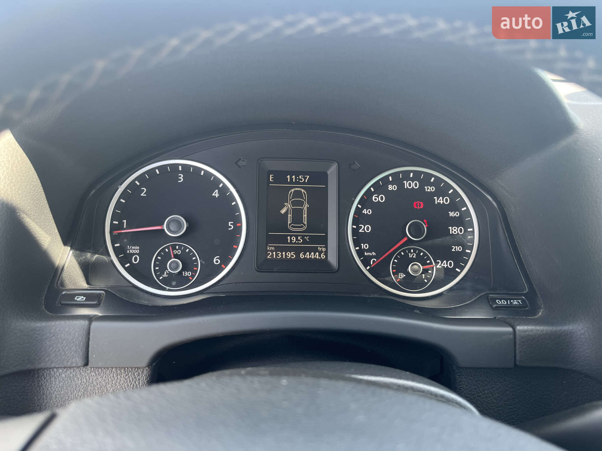 Volkswagen Tiguan 2010 VIN WVGZZZ5NZAW067197 фото оголошення 35 з 40