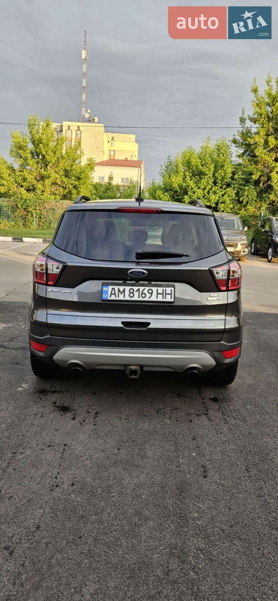 Ford Escape 2018 VIN 1FMCU9GD5JUD53077 фото оголошення 15 з 18