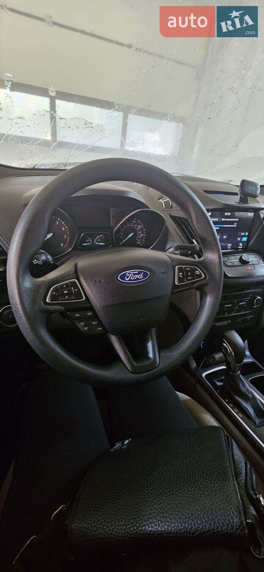 Ford Escape 2018 VIN 1FMCU9GD5JUD53077 фото оголошення 16 з 18