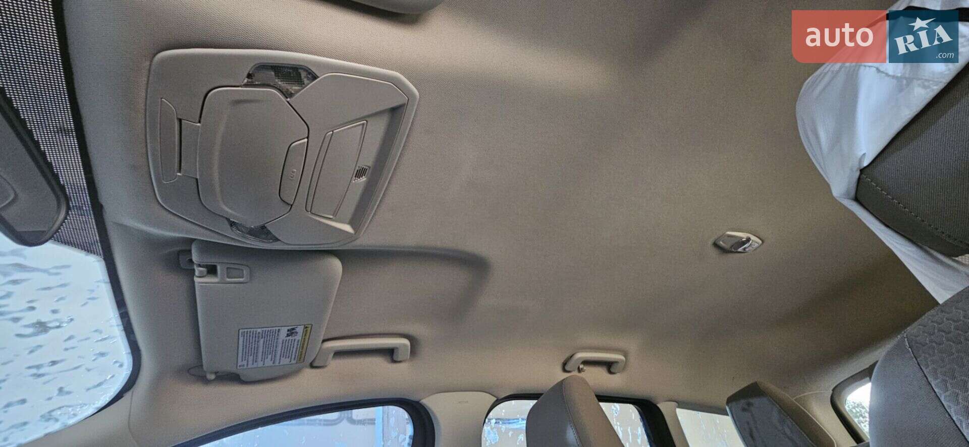Ford Escape 2018 VIN 1FMCU9GD5JUD53077 фото оголошення 17 з 18