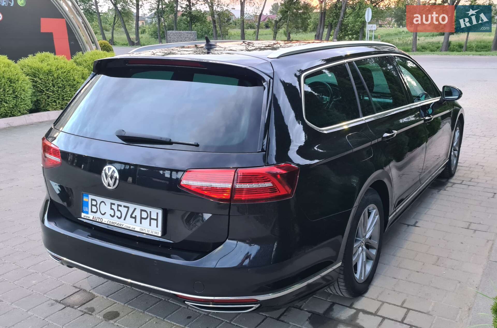 Volkswagen Passat 2018 VIN WVWZZZ3CZJE217086 фото оголошення 8 з 49