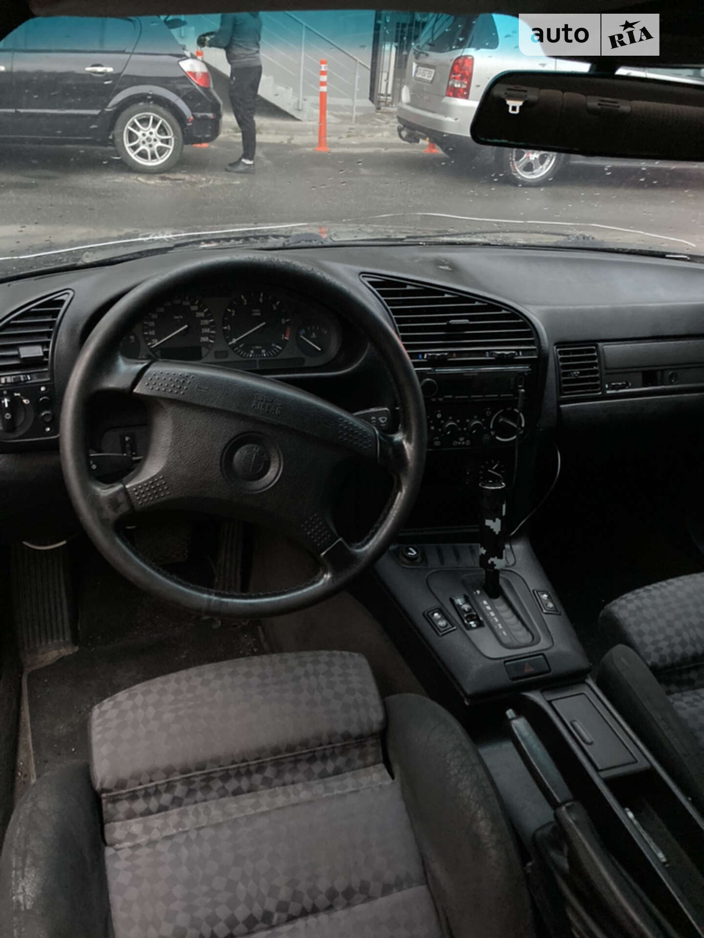 BMW 3 Series 1994 VIN WBAAE110801823924 фото оголошення 7 з 10