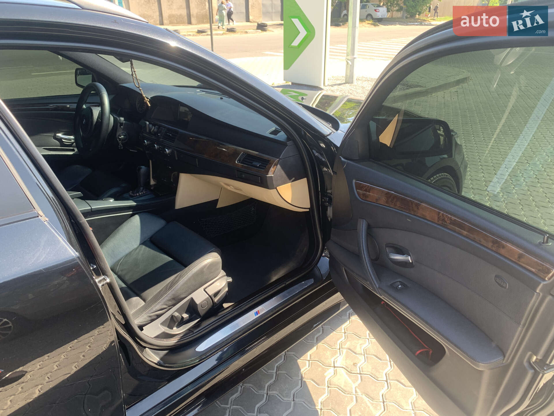 BMW 5 Series 2005 VIN WBANS71040CP29783 фото оголошення 9 з 20