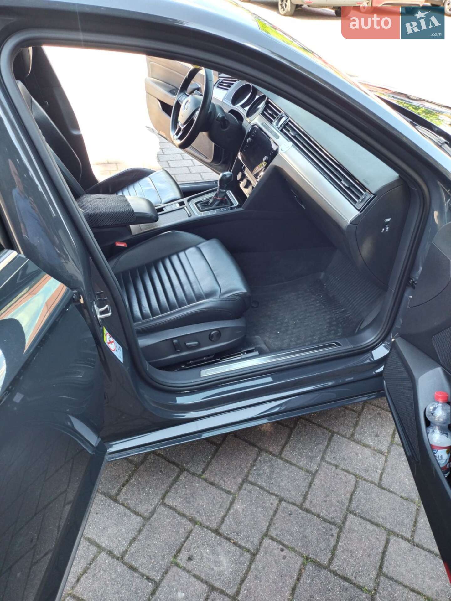 Volkswagen Passat 2018 VIN WVWZZZ3CZKE002808 фото оголошення 15 з 15