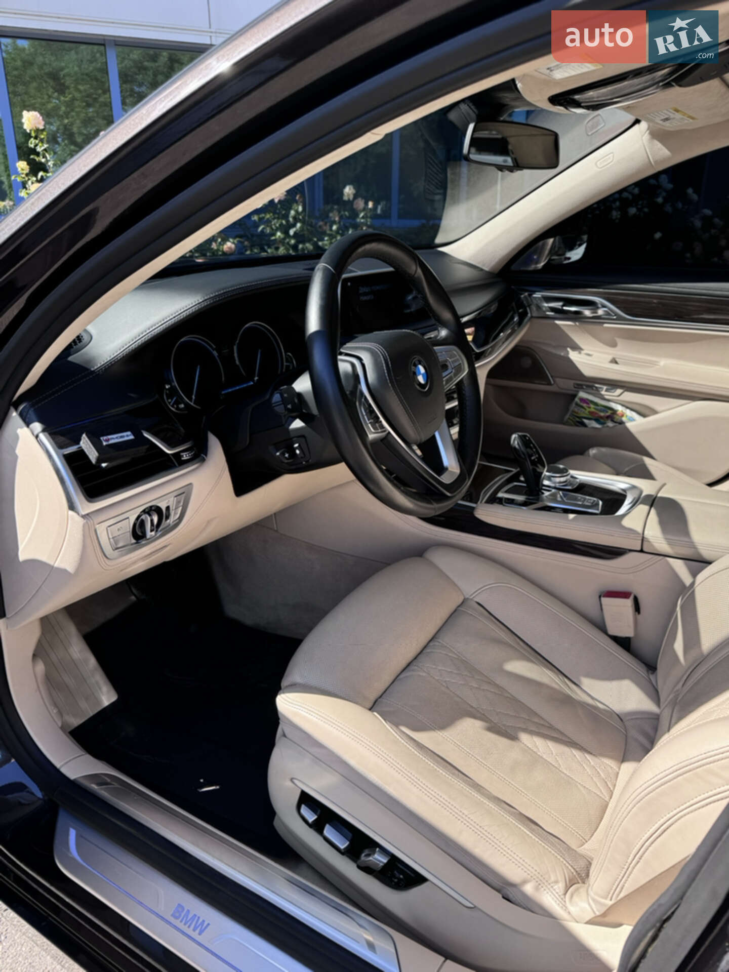 BMW 7 Series 2015 VIN WBA7F2C53GG416932 фото оголошення 26 з 45