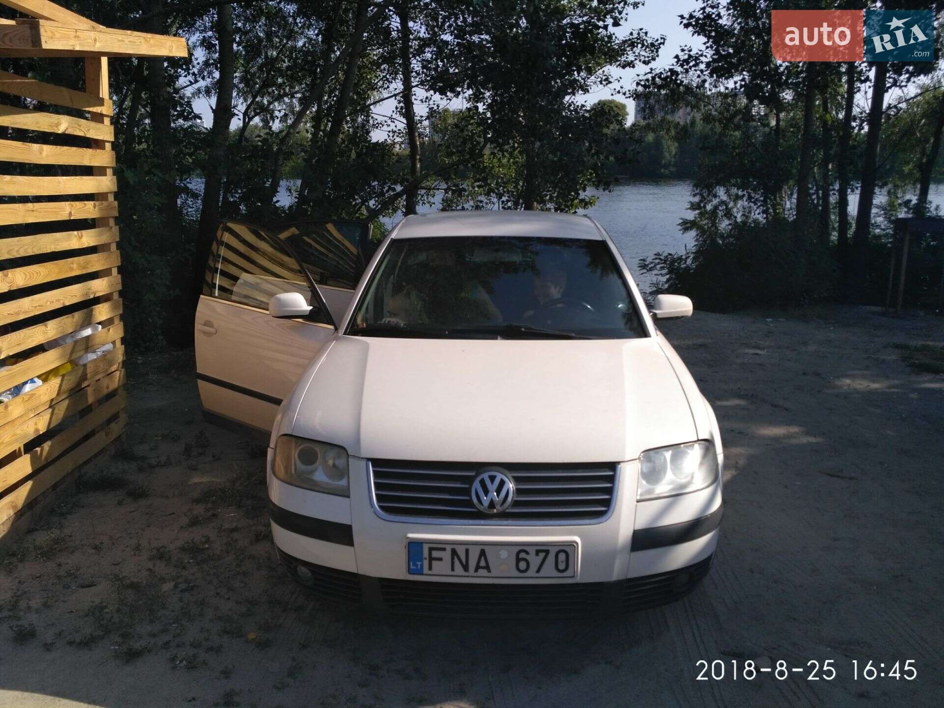 Volkswagen Passat 2003 VIN WVWZZZ3BZ3P450188 фото оголошення 3 з 3