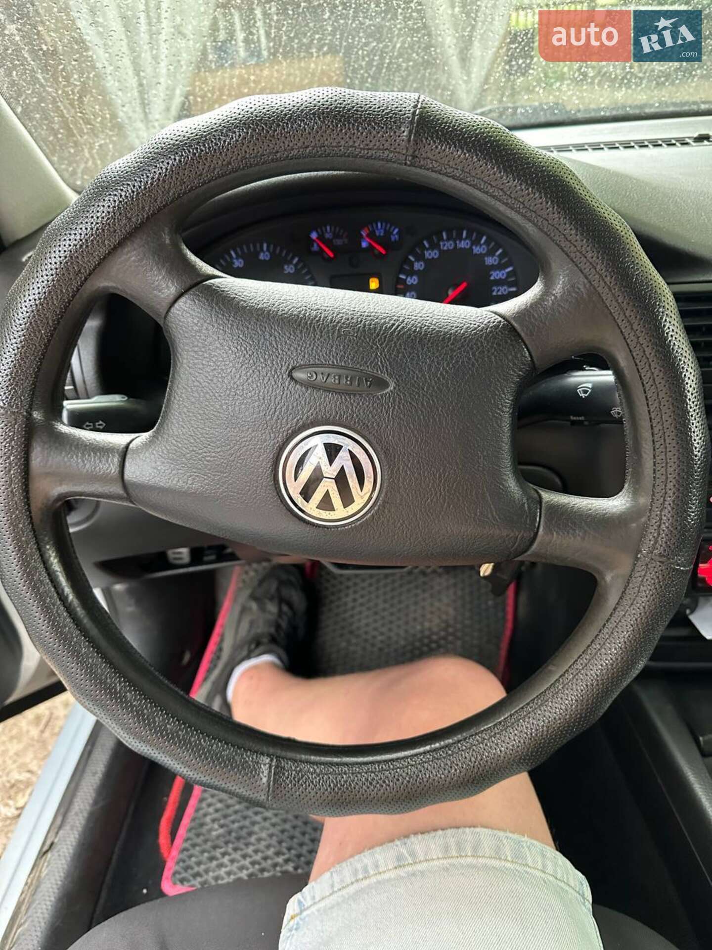 Volkswagen Passat 1998 VIN WVWZZZ3BZXP002320 фото оголошення 8 з 15