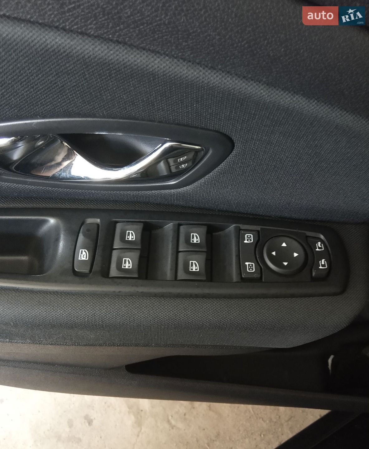 Renault Megane 2013 VIN VF1KZX40649865899 фото оголошення 32 з 47