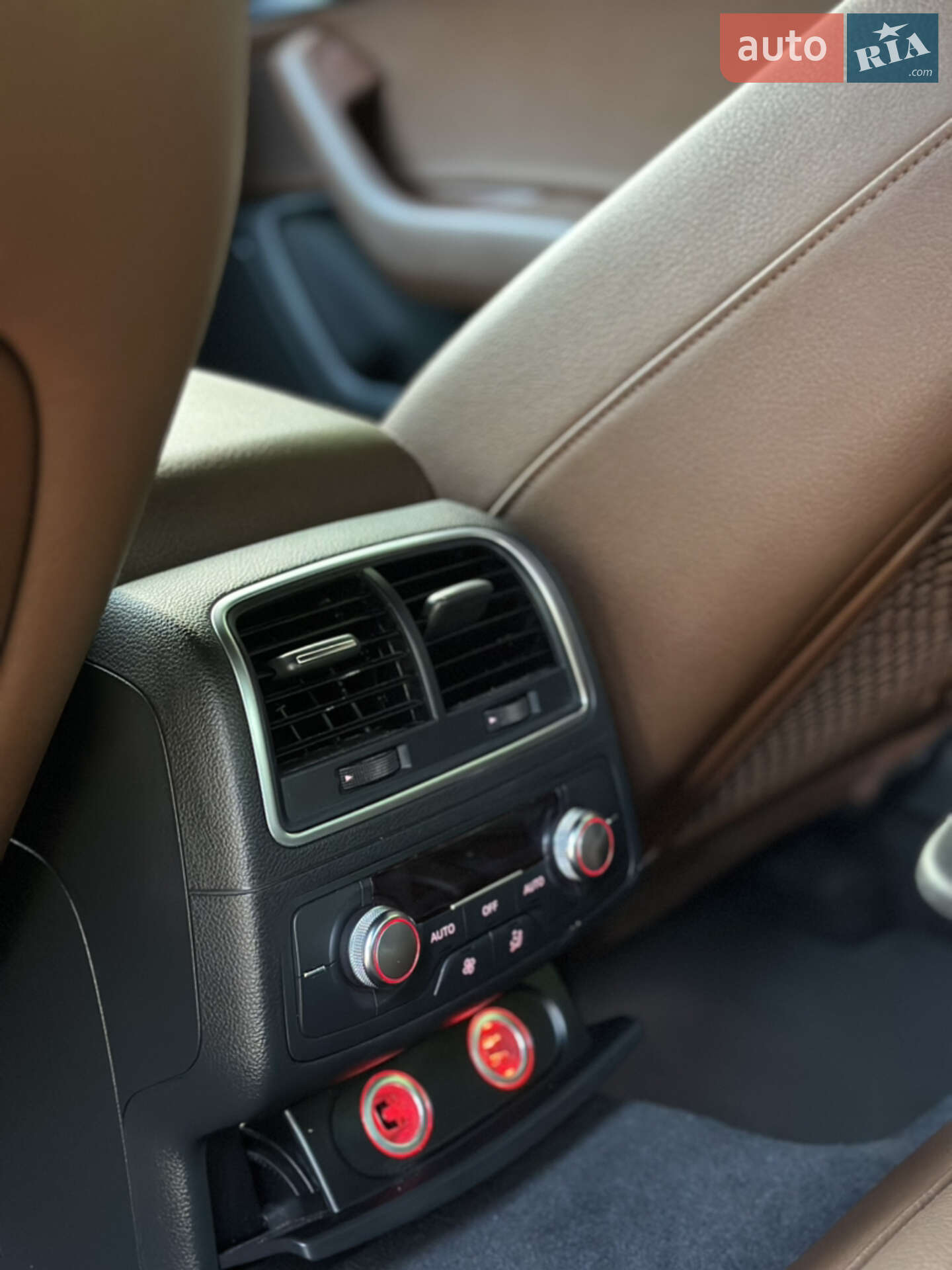Audi A6 2012 VIN WAUHGAFC9CN112581 фото оголошення 7 з 12