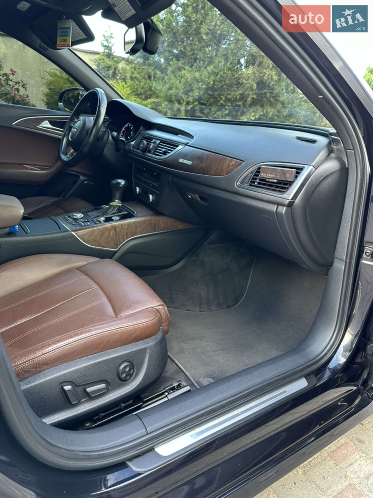 Audi A6 2012 VIN WAUHGAFC9CN112581 фото оголошення 10 з 12