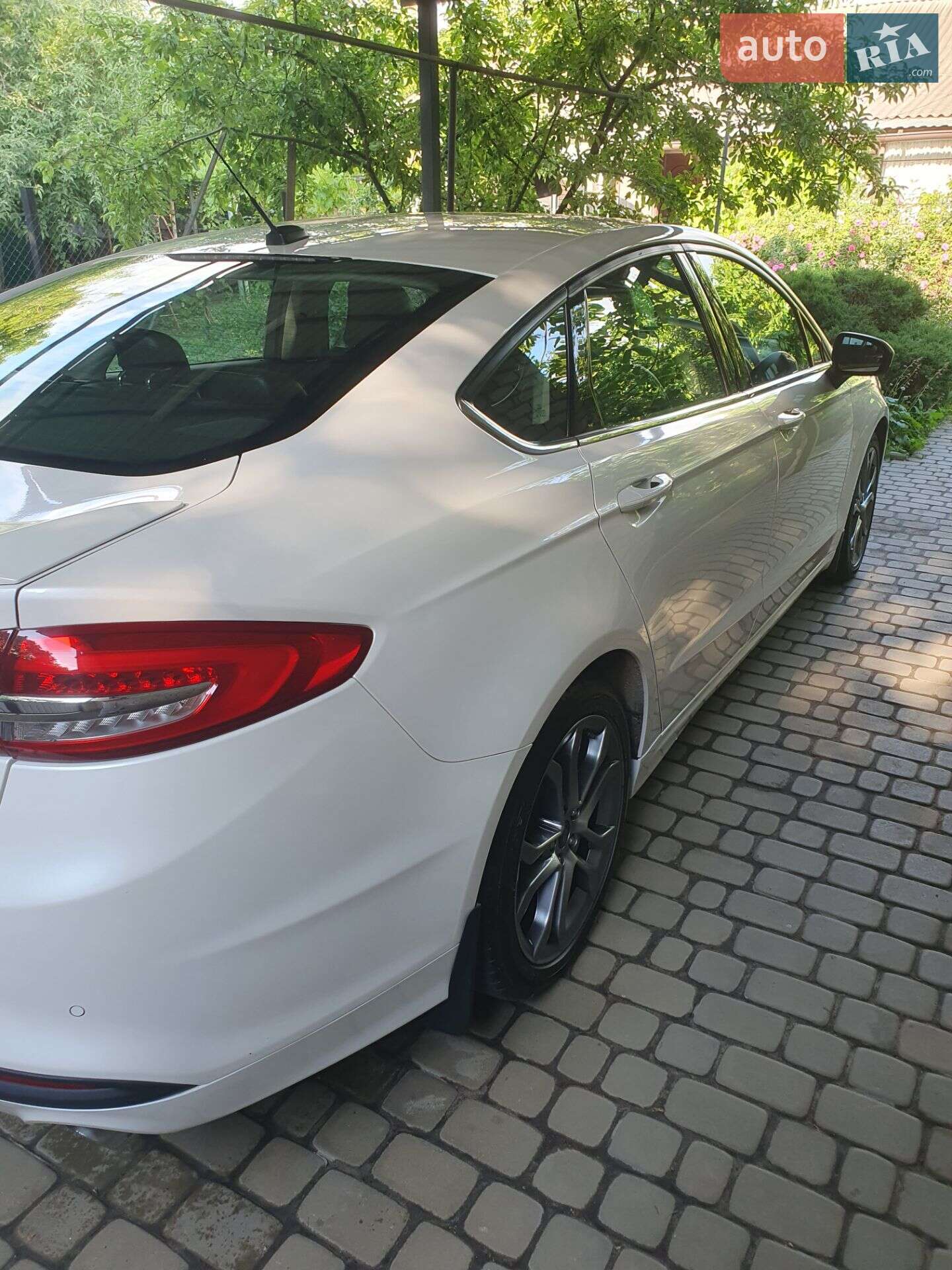 Ford Fusion 2017 VIN 3FA6P0HD1HR363289 фото оголошення 2 з 13