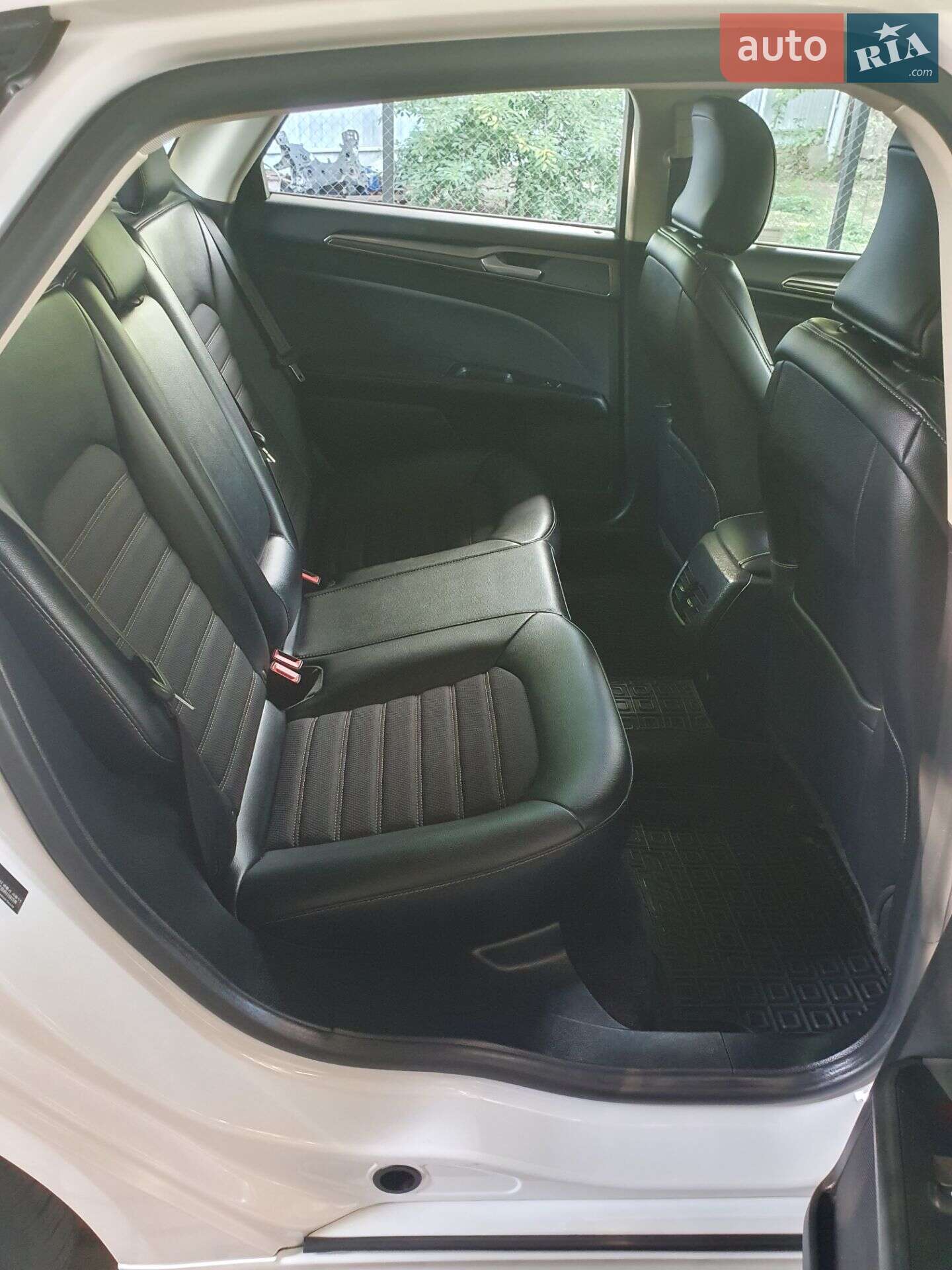 Ford Fusion 2017 VIN 3FA6P0HD1HR363289 фото оголошення 11 з 13