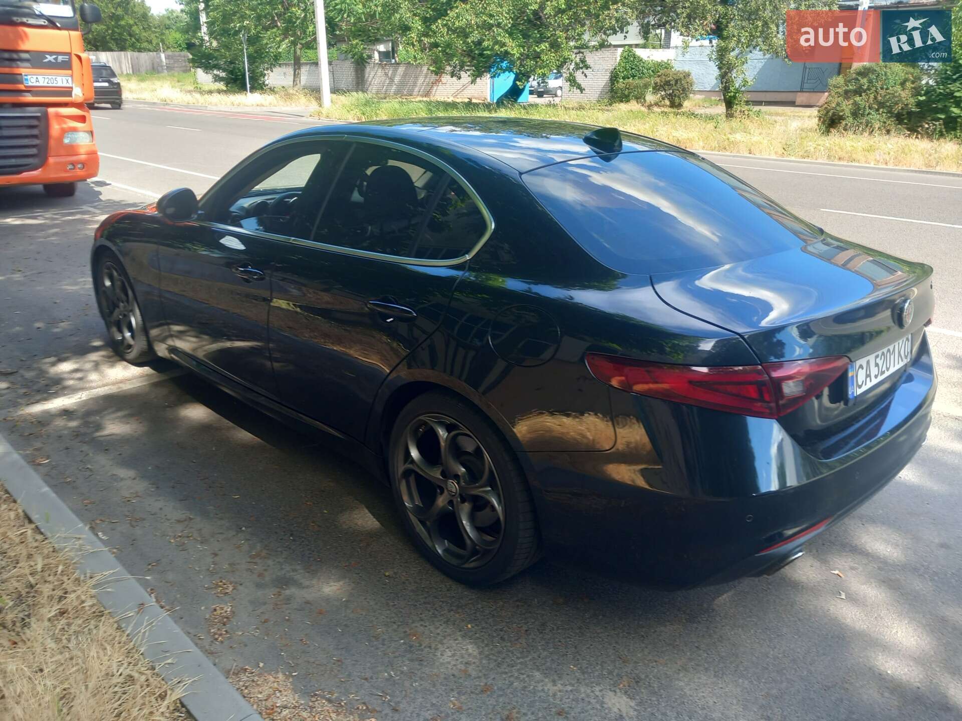 Alfa Romeo Giulia 2017 VIN ZARFAECN5H7551089 фото оголошення 27 з 34
