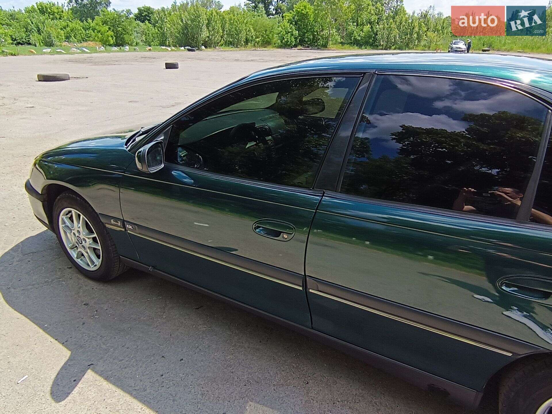 Opel Omega 1998 VIN WL0VBM69W10055080 фото оголошення 3 з 11