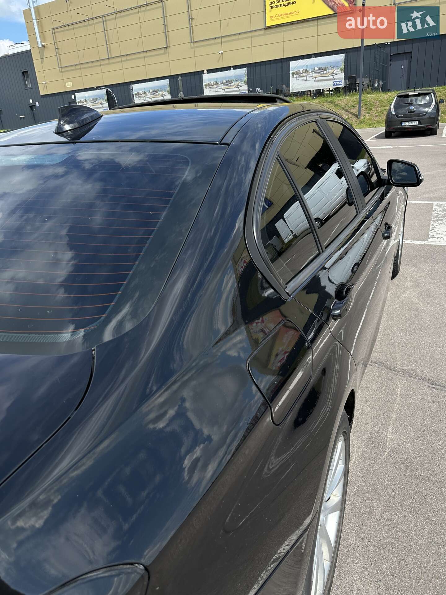 BMW 3 Series 2016 VIN WBA8E1G52GNT37078 фото оголошення 10 з 23