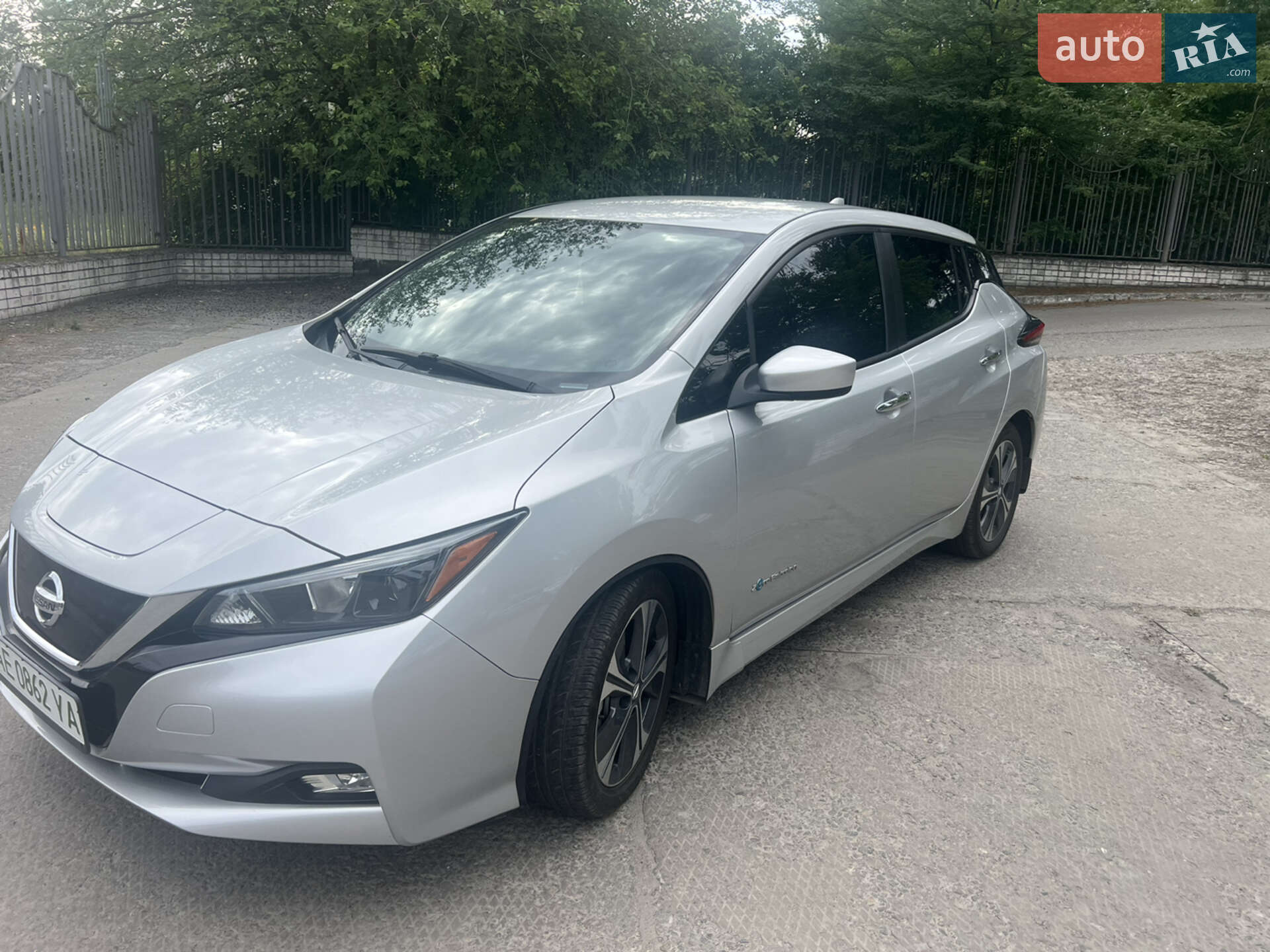 Nissan Leaf 2019 VIN 1N4AZ1CP0KC308303 фото оголошення 3 з 28