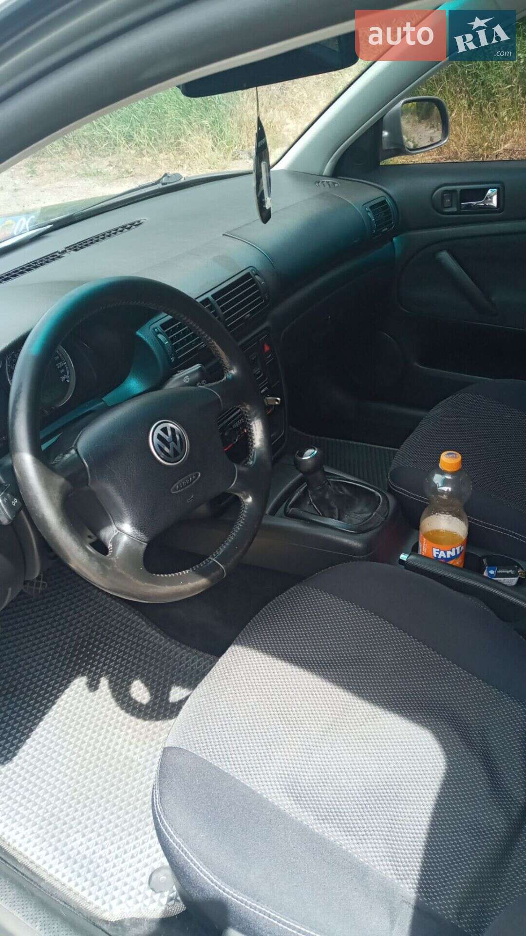 Volkswagen Passat 2002 VIN WVWZZZ3BZ3E011712 фото оголошення 2 з 7