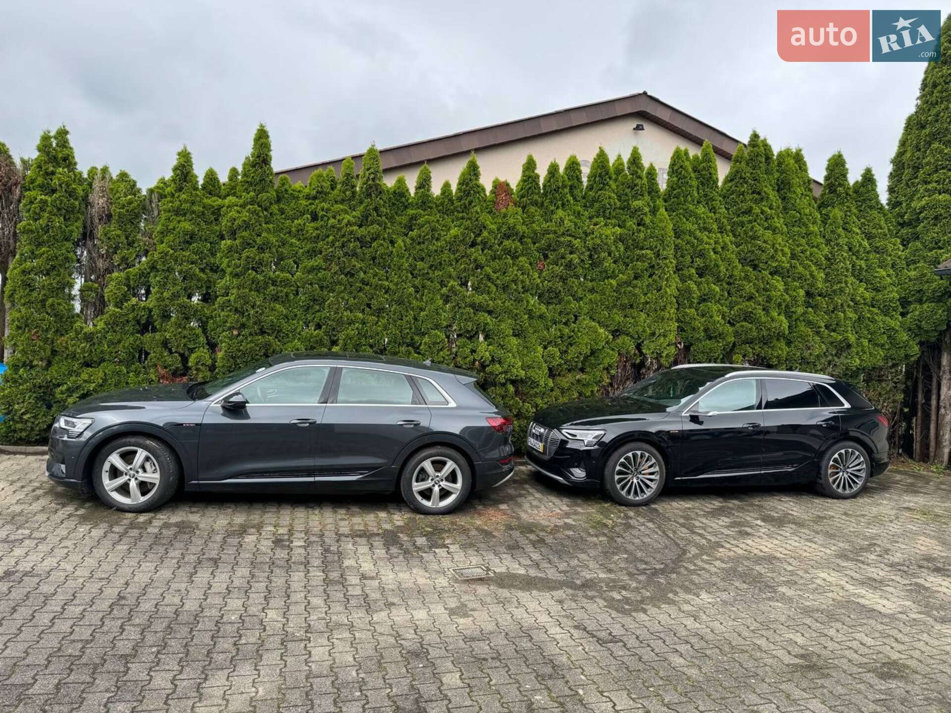 Audi e-tron 2019 VIN WAUZZZGE3LB017593 фото оголошення 11 з 27