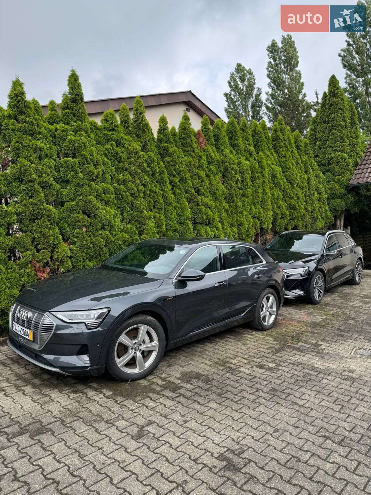 Audi e-tron 2019 VIN WAUZZZGE3LB017593 фото оголошення 12 з 27