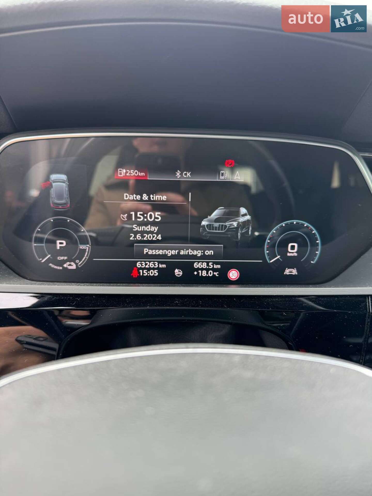 Audi e-tron 2019 VIN WAUZZZGE3LB017593 фото оголошення 15 з 27