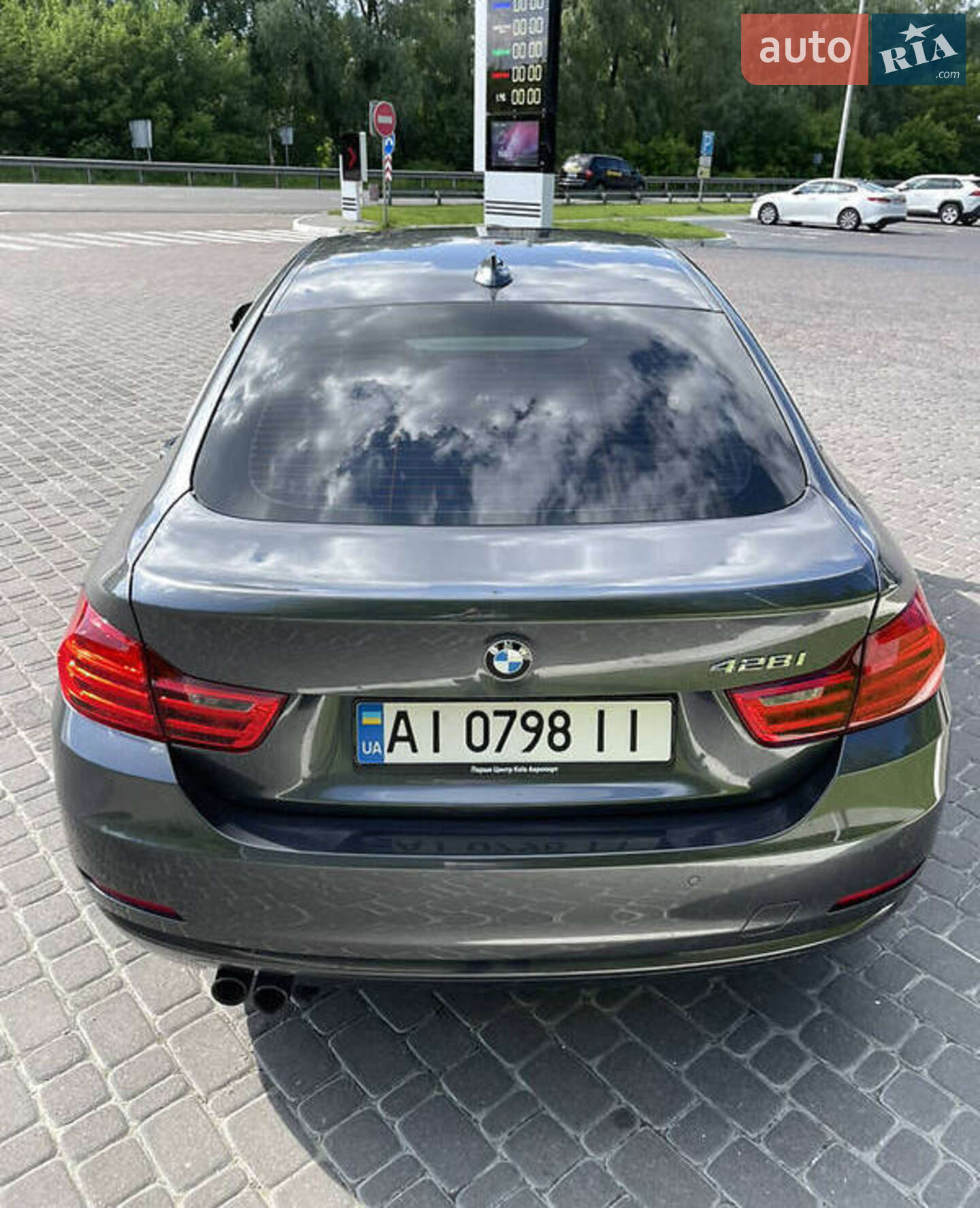 BMW 4 Series 2016 VIN WBA4A9C53GG695826 фото оголошення 9 з 21