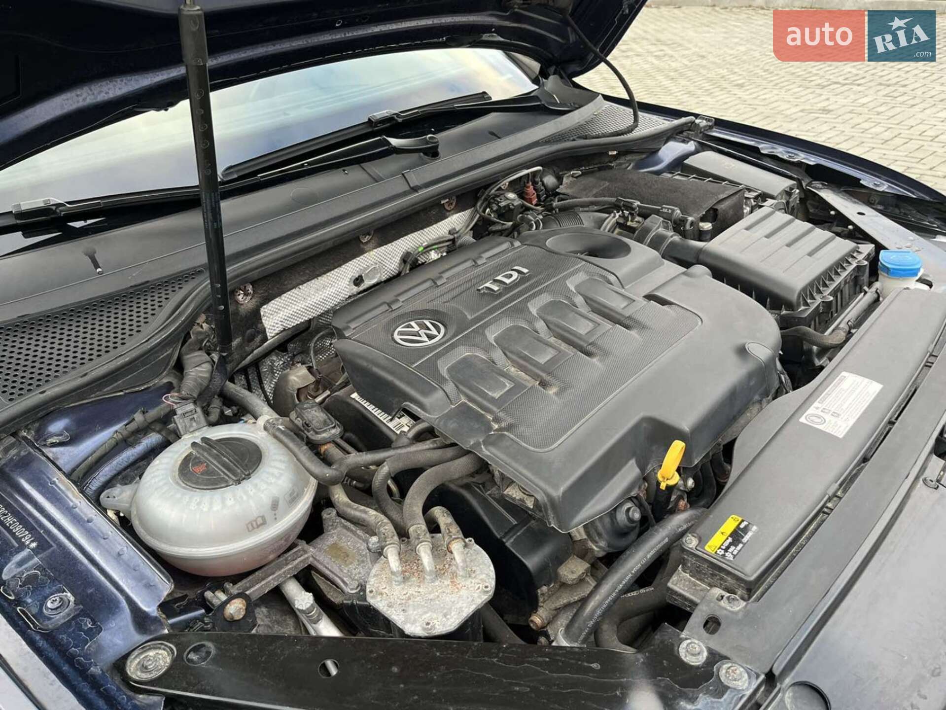 Volkswagen Passat 2016 VIN WVWZZZ3CZHE090794 фото оголошення 100 з 136