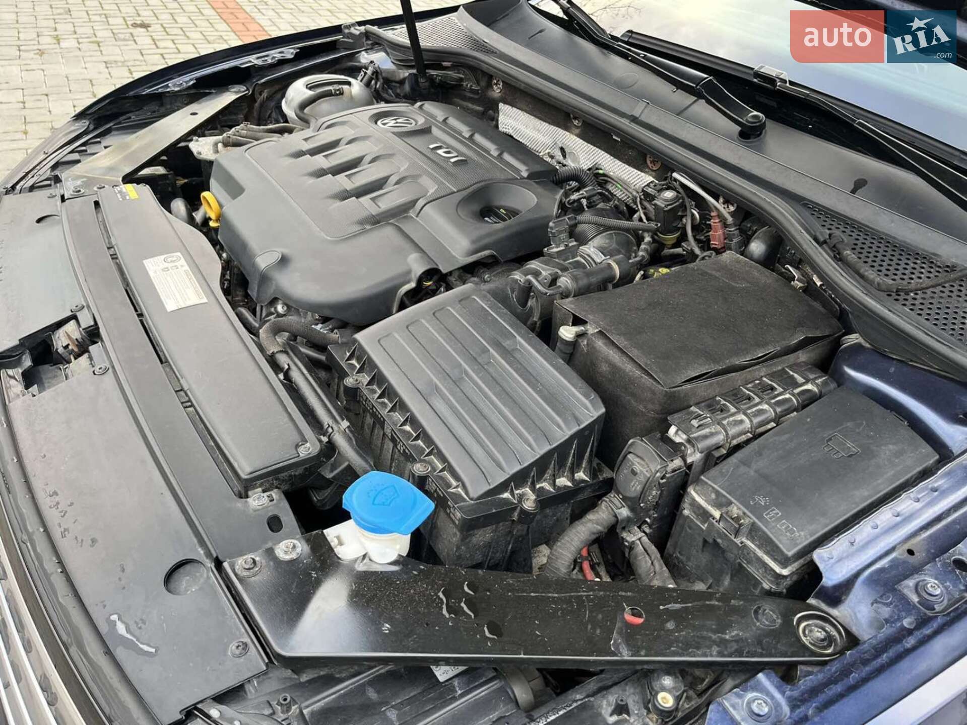 Volkswagen Passat 2016 VIN WVWZZZ3CZHE090794 фото оголошення 101 з 136