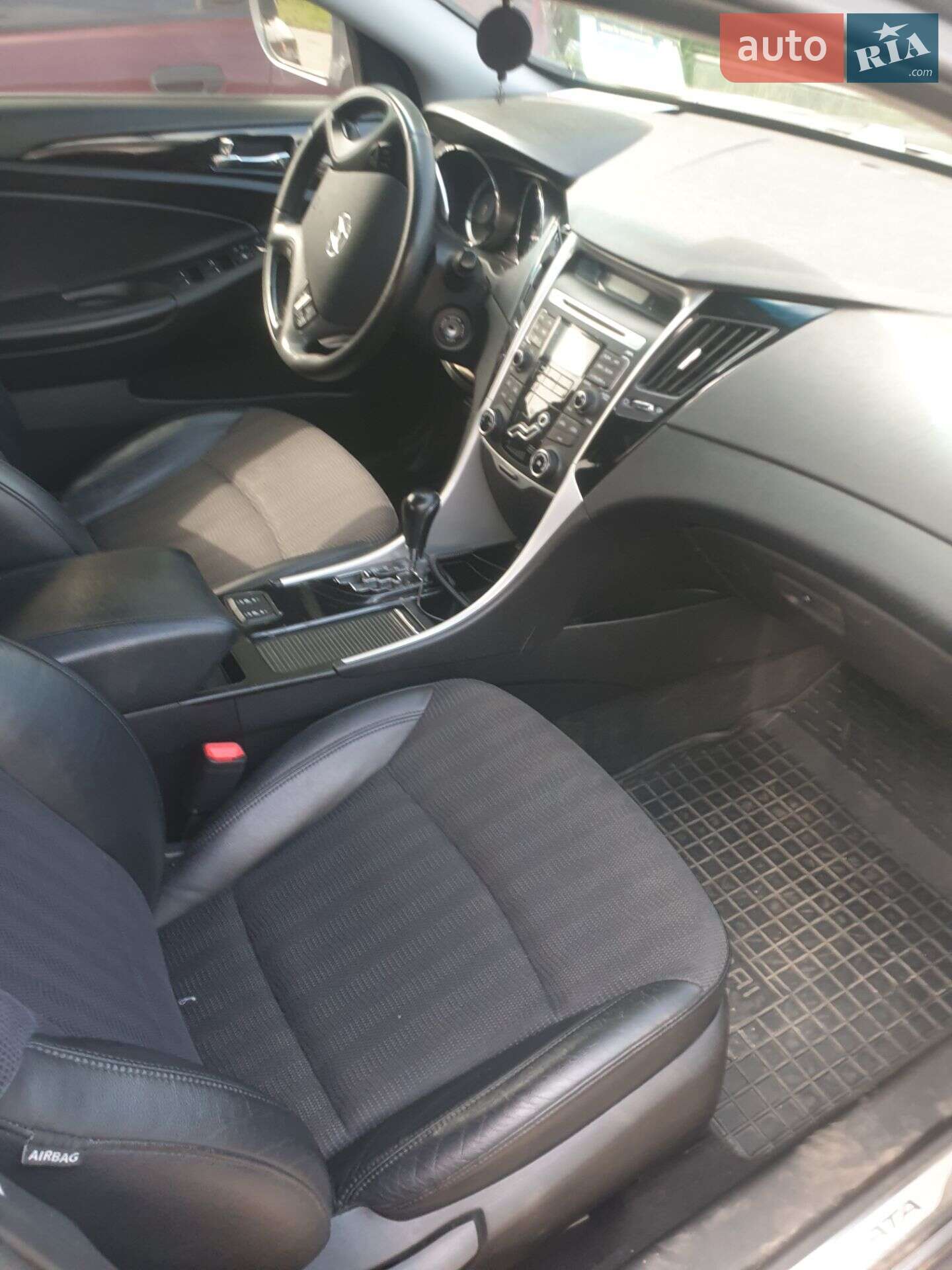 Hyundai Sonata 2010 VIN KMHEC41CBBA215707 фото оголошення 7 з 8