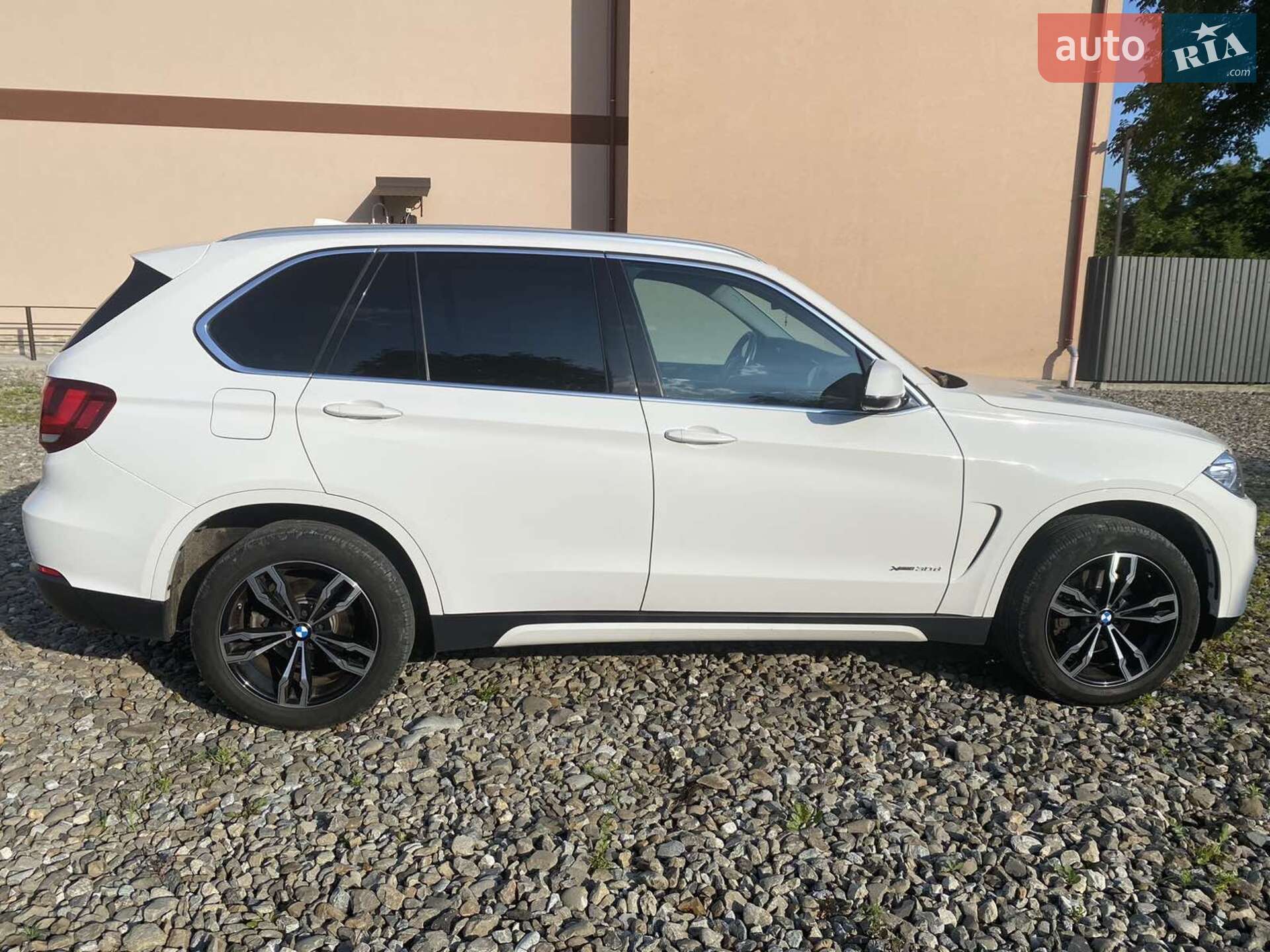 BMW X5 2015 VIN WBAKS410200H64943 фото оголошення 8 з 23