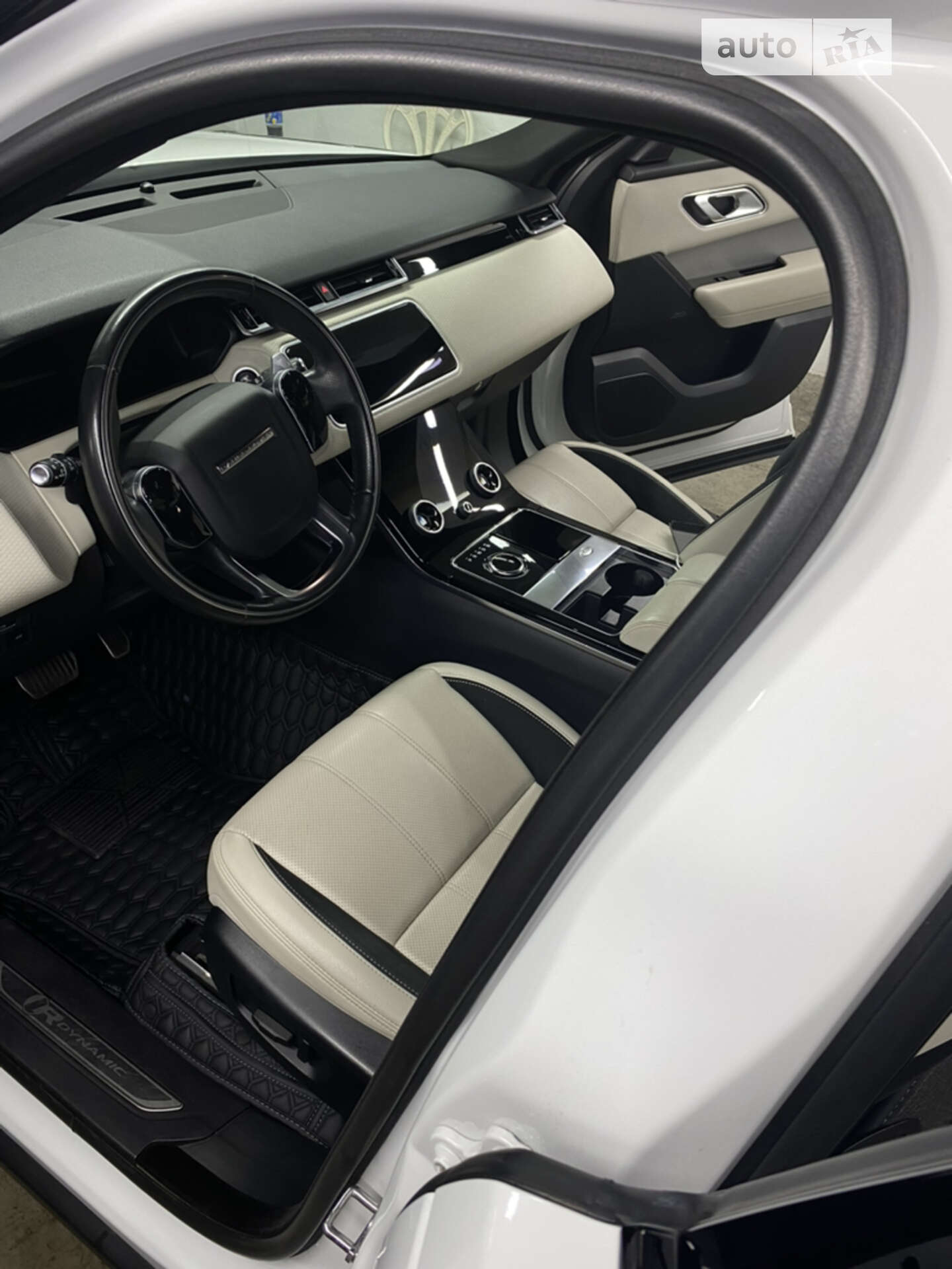 Land Rover Range Rover Velar 2019 VIN SALYA2BN5KA236802 фото оголошення 6 з 11
