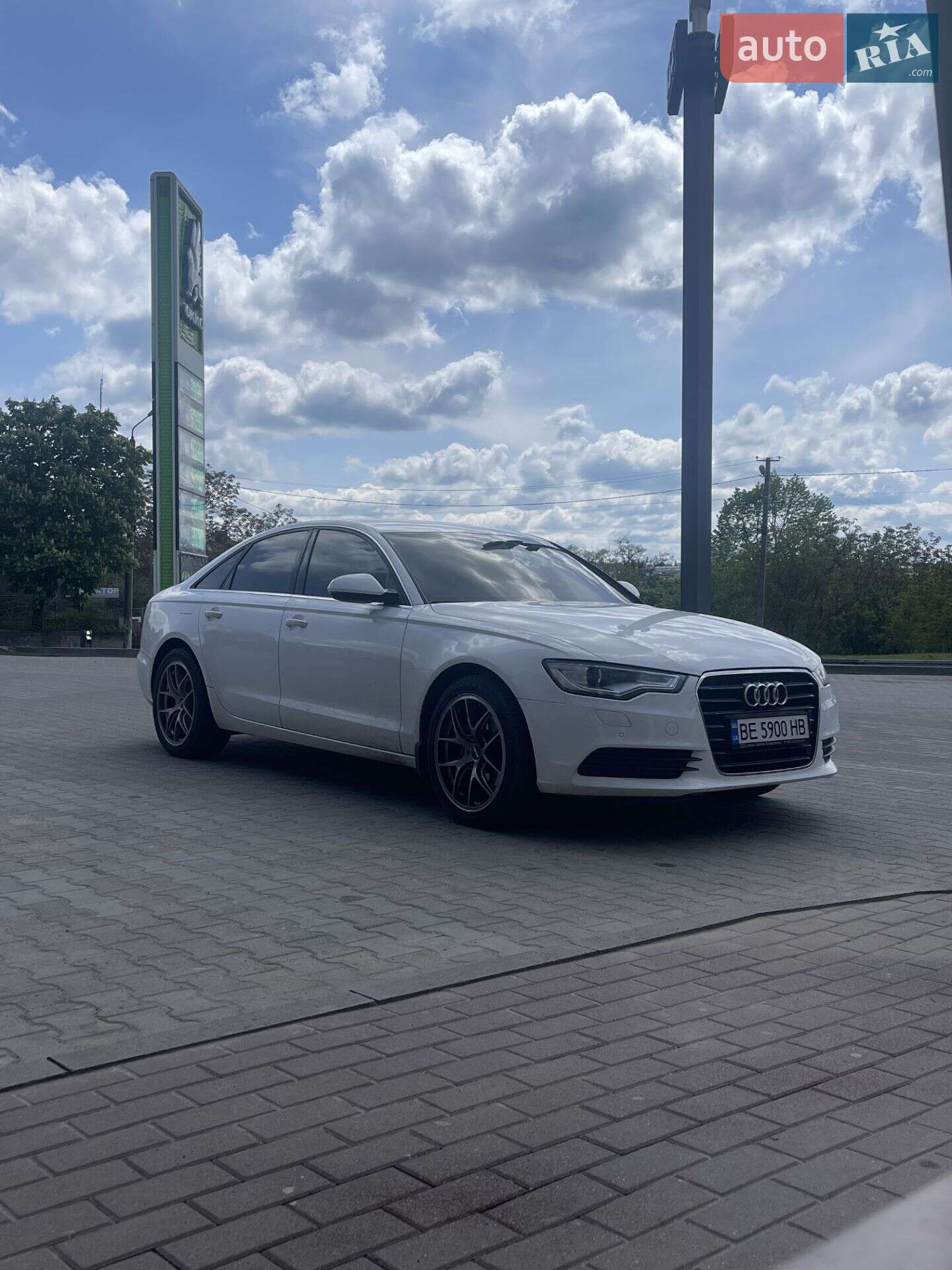 Audi A6 2011 VIN WAUZZZ4G1CN034994 фото оголошення 4 з 45