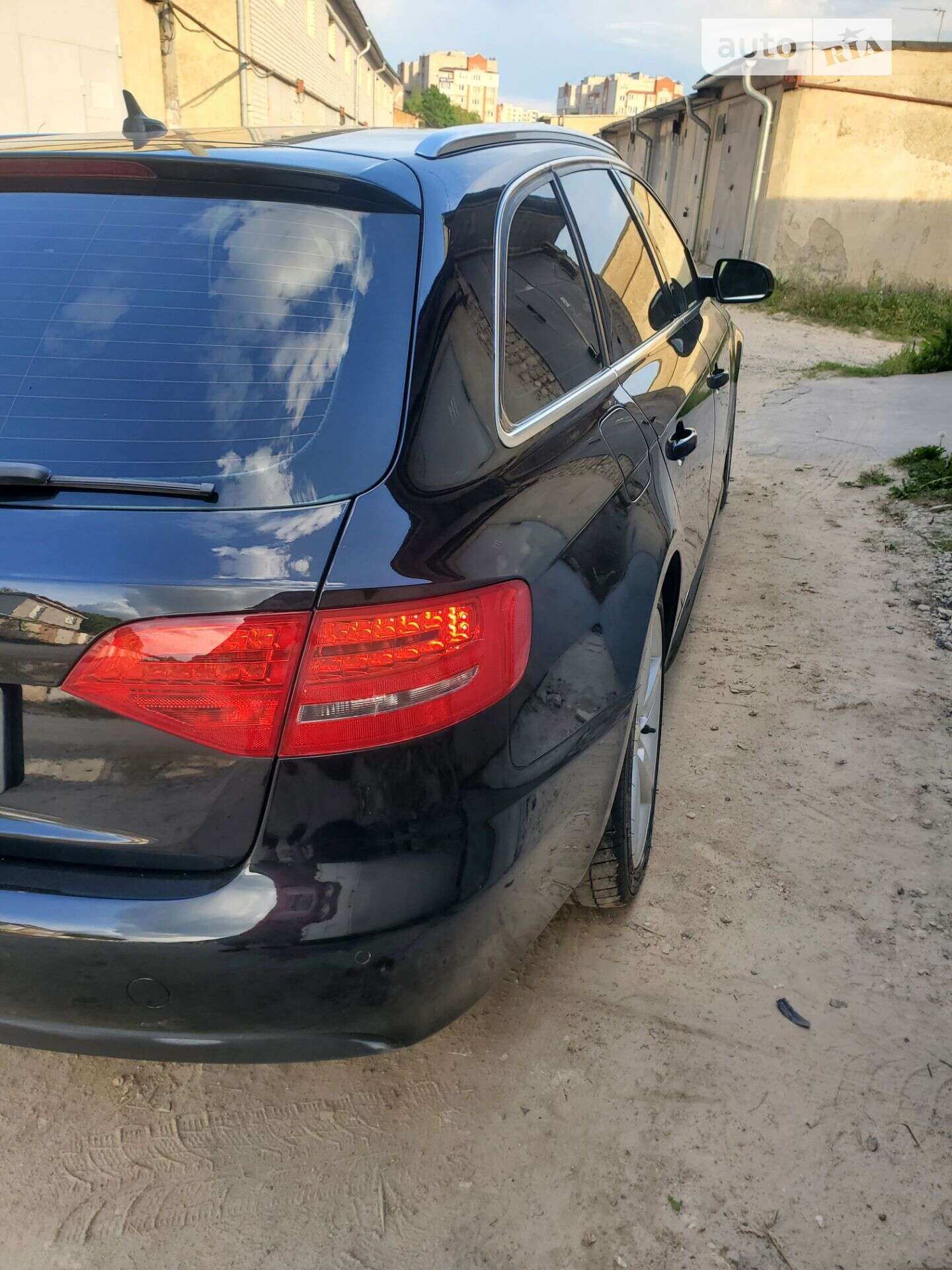 Audi A4 2011 VIN WAUZZZ8K9CA083995 фото оголошення 6 з 13