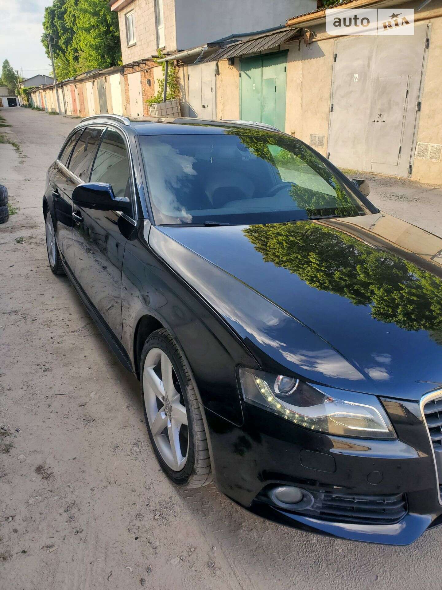 Audi A4 2011 VIN WAUZZZ8K9CA083995 фото оголошення 3 з 13